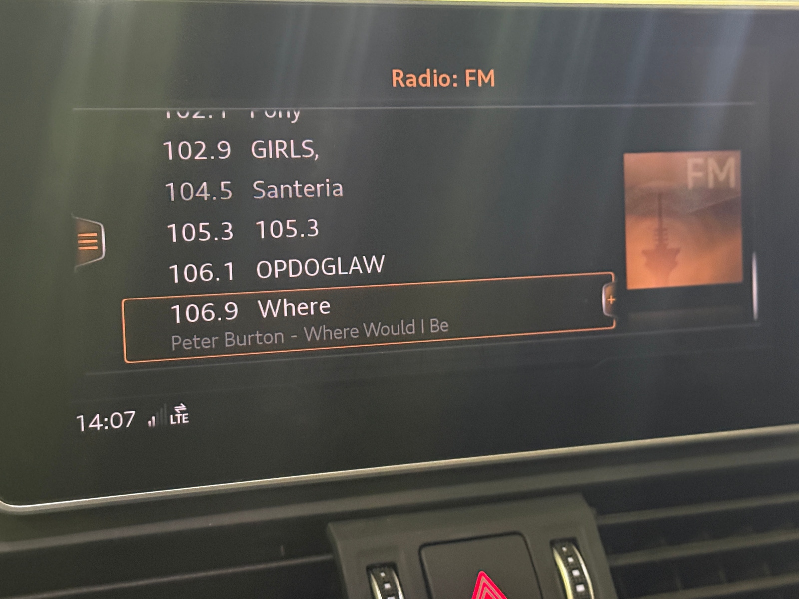 Thumbnail: 2020 Audi SQ5 - 3