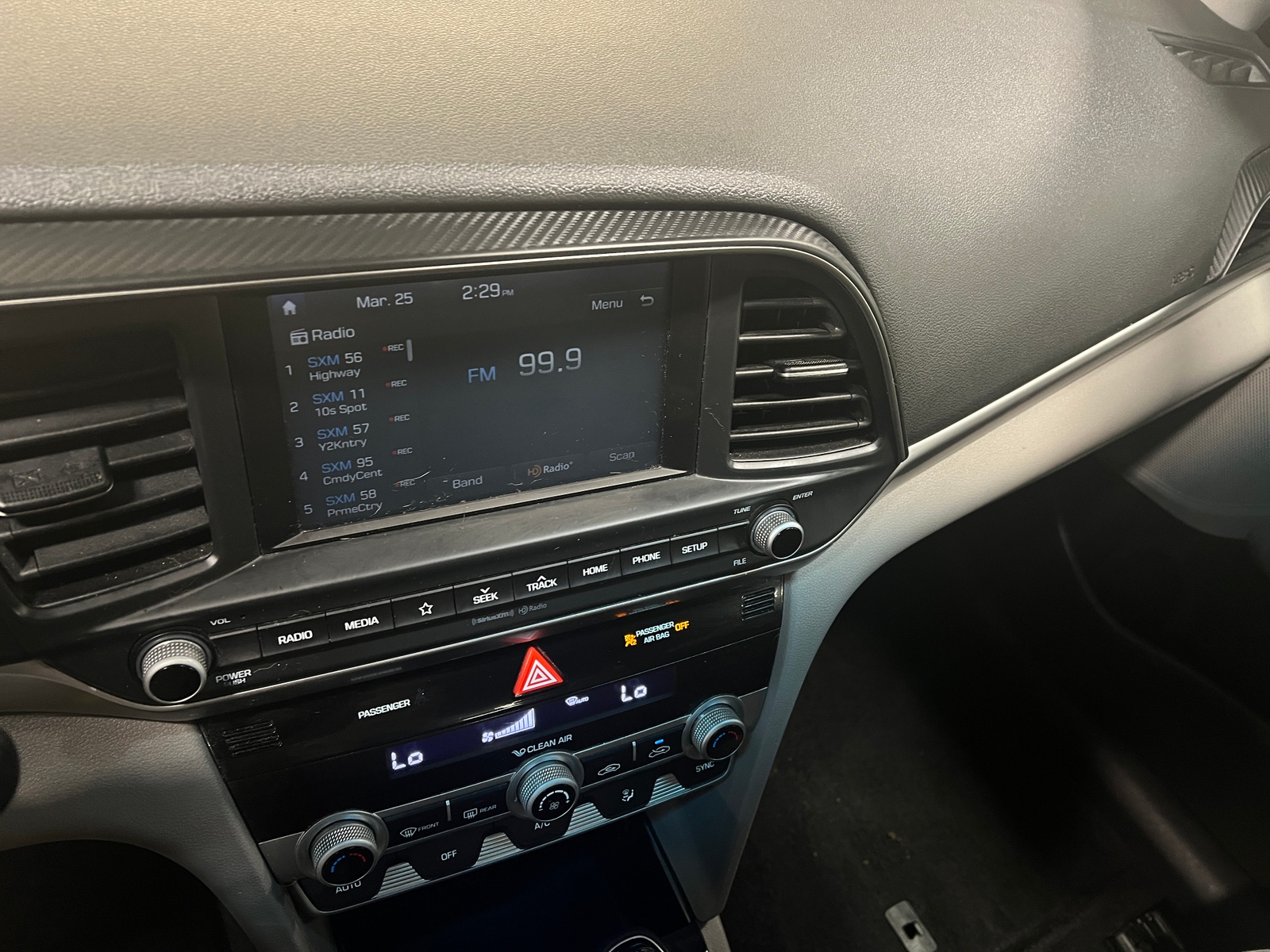 Thumbnail: 2020 Hyundai Elantra - 4