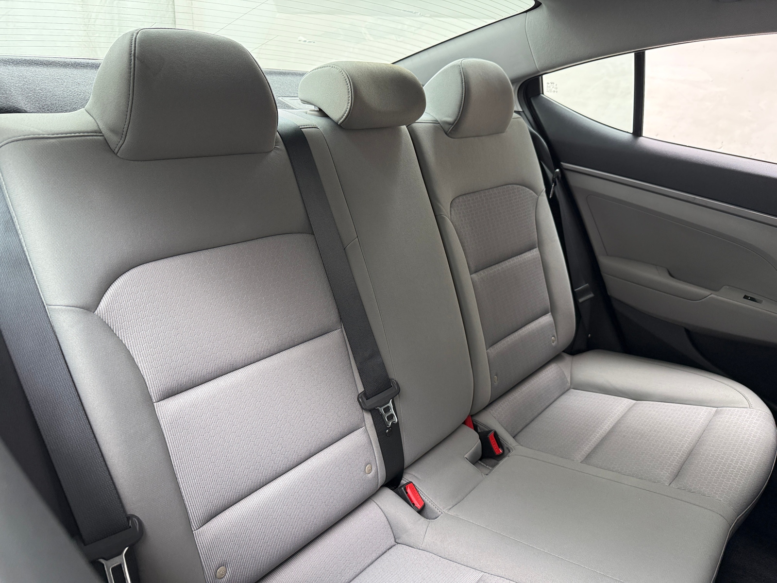 Thumbnail: 2017 Hyundai Elantra - 6