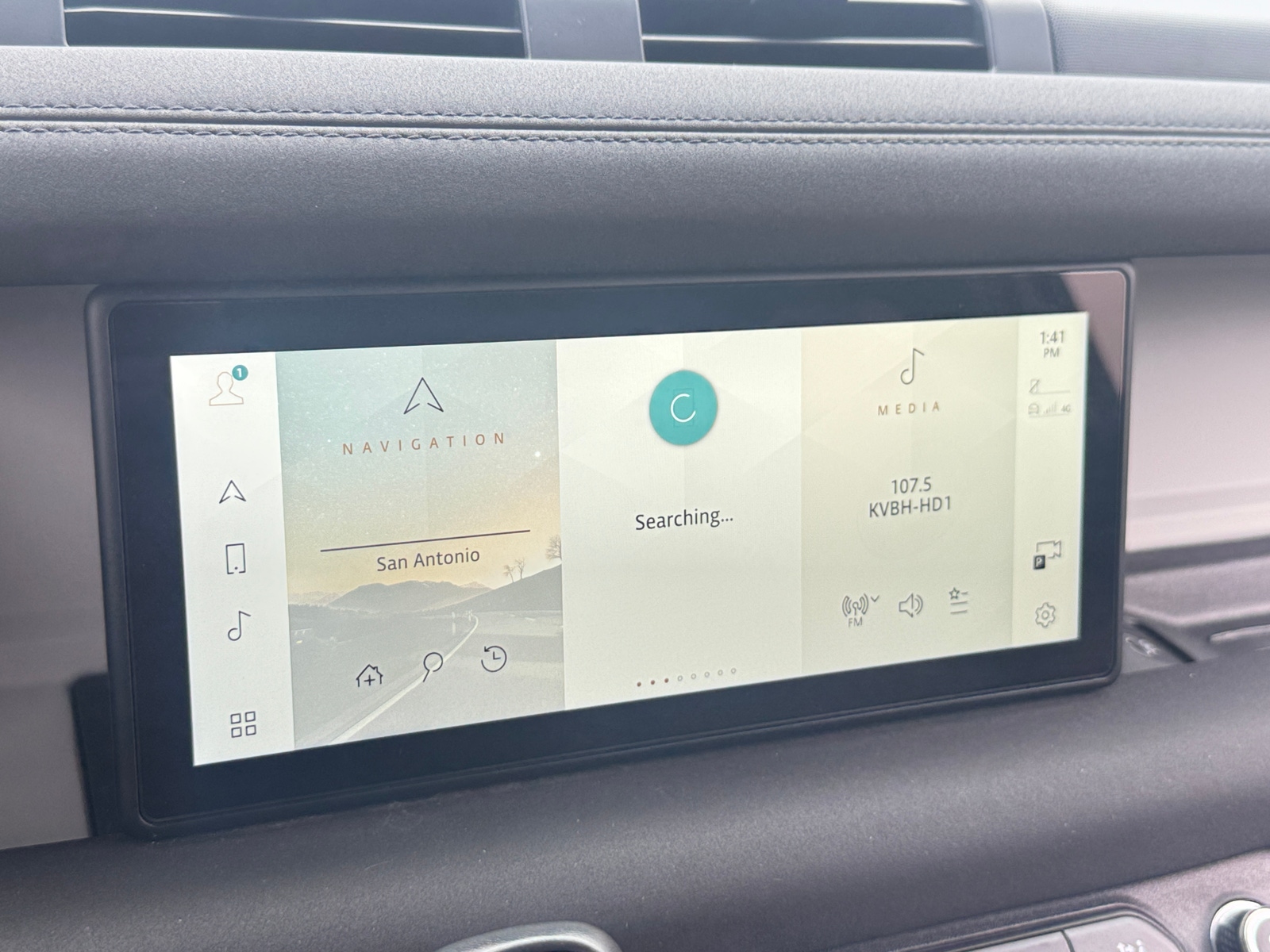 Thumbnail: 2023 Land Rover Defender - 3