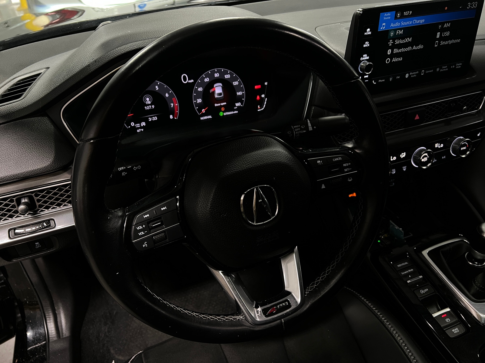 Thumbnail: 2023 Acura Integra - 4