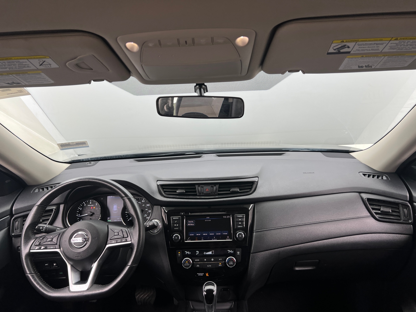 Thumbnail: 2018 Nissan Rogue - 3