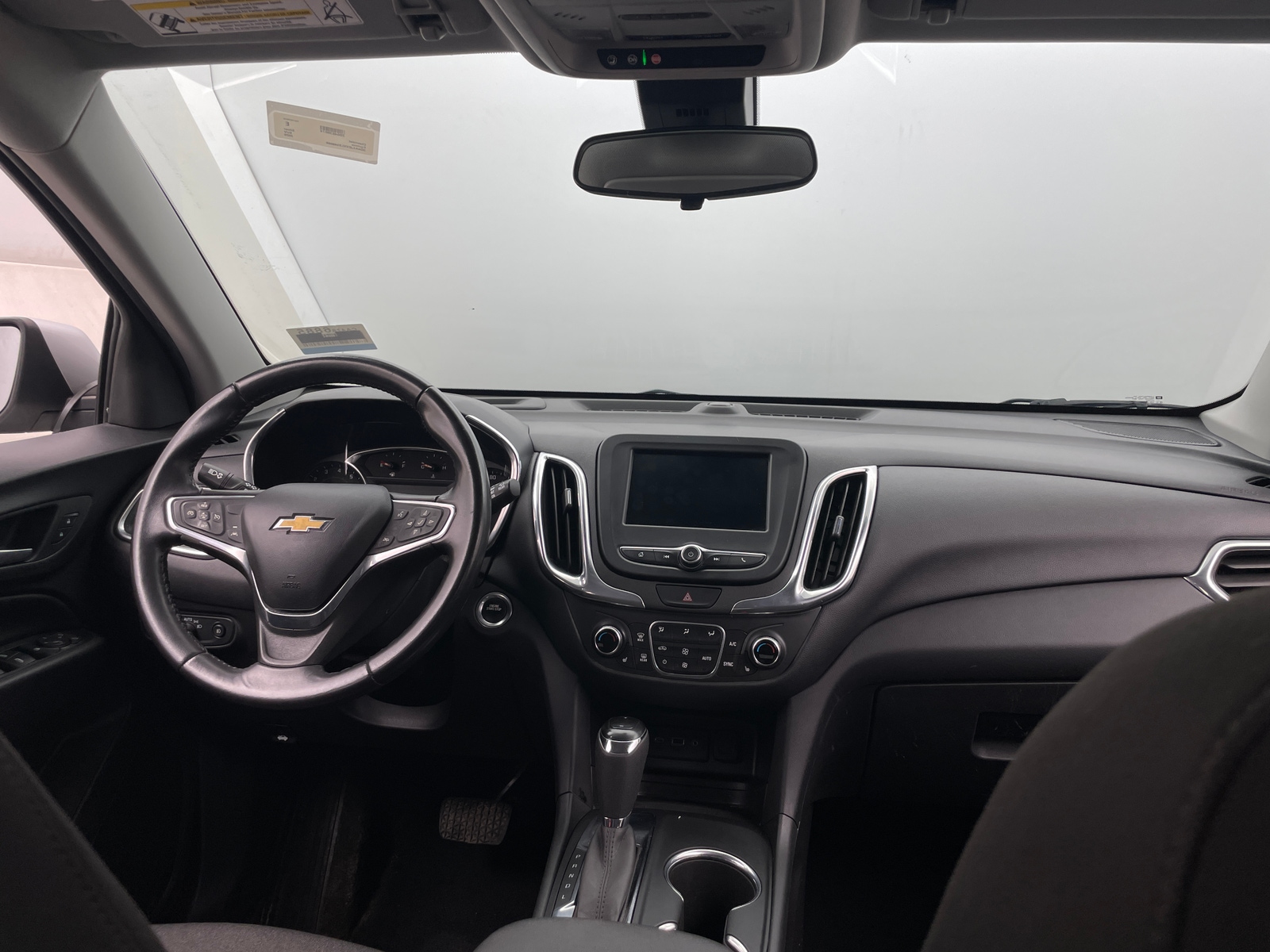 Thumbnail: 2020 Chevrolet Equinox - 3