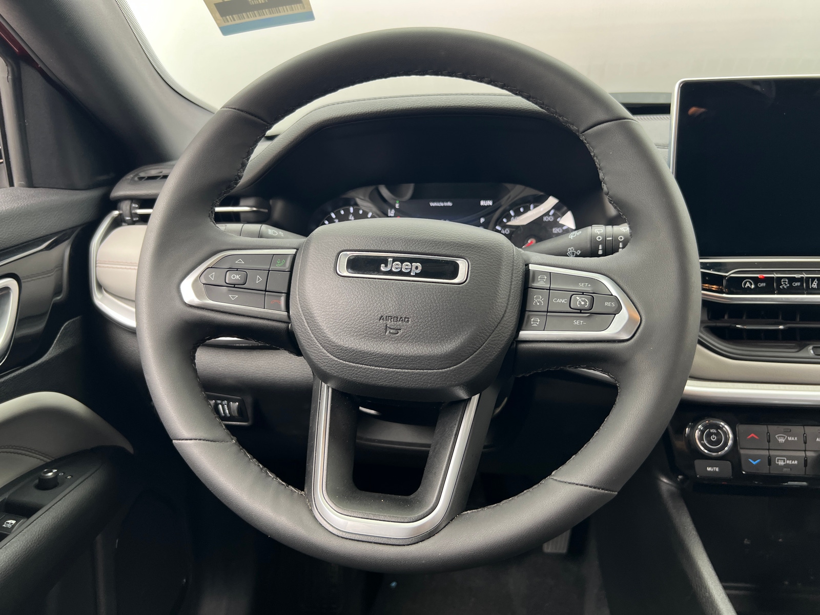 Thumbnail: 2026 Jeep Compass - 4