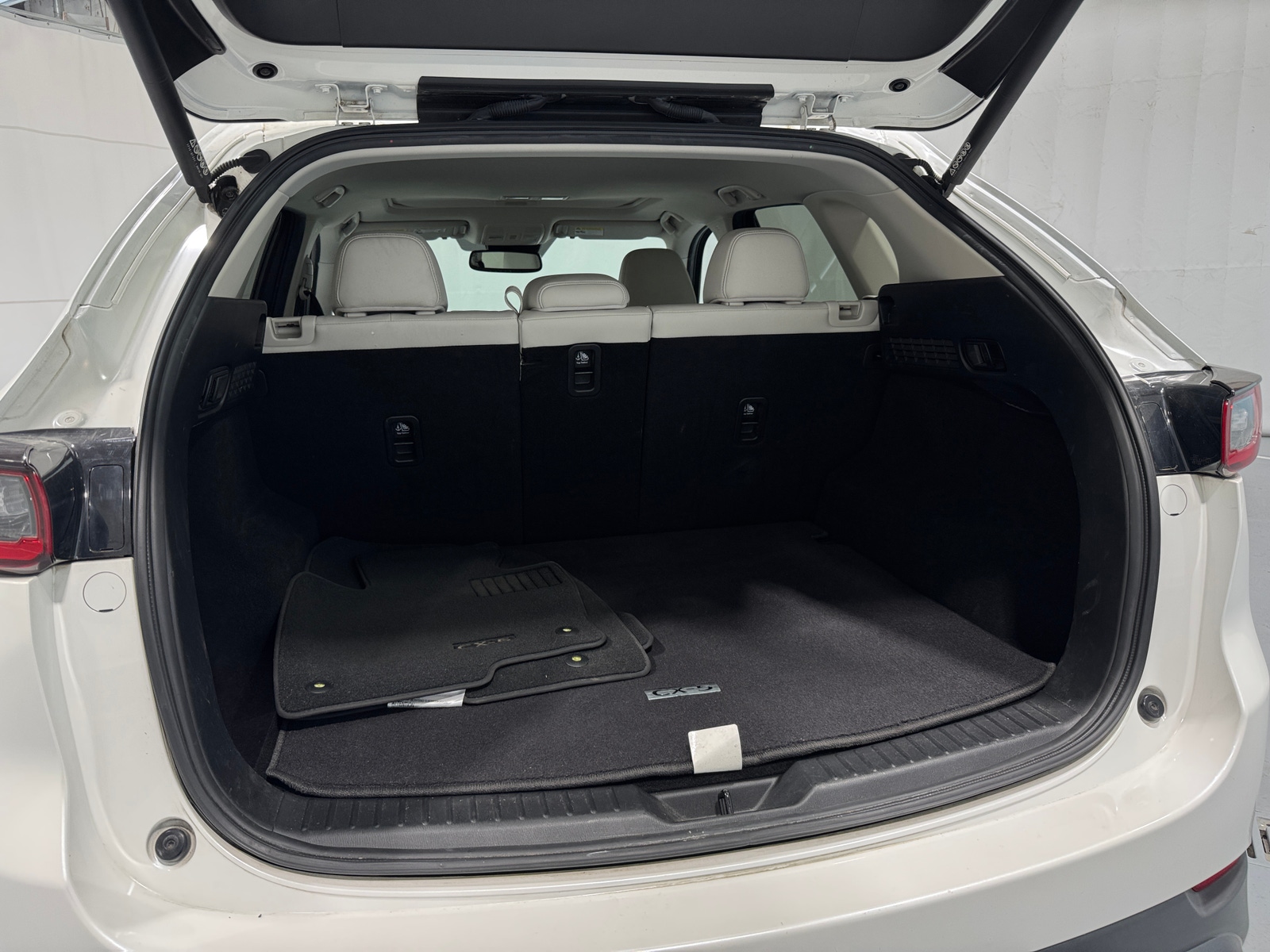 Thumbnail: 2022 Mazda CX-5 - 6