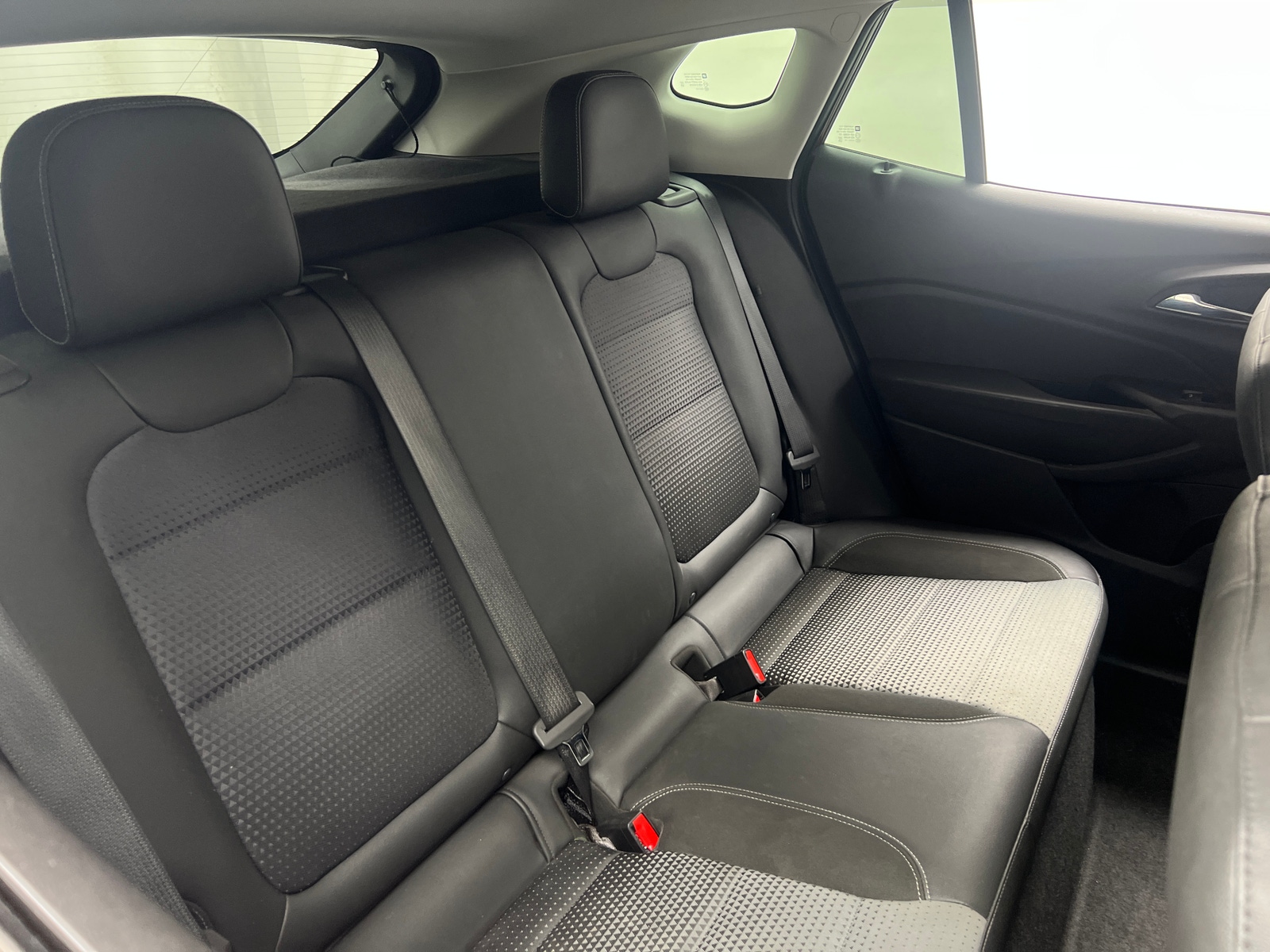 Thumbnail: 2025 Chevrolet Trax - 6