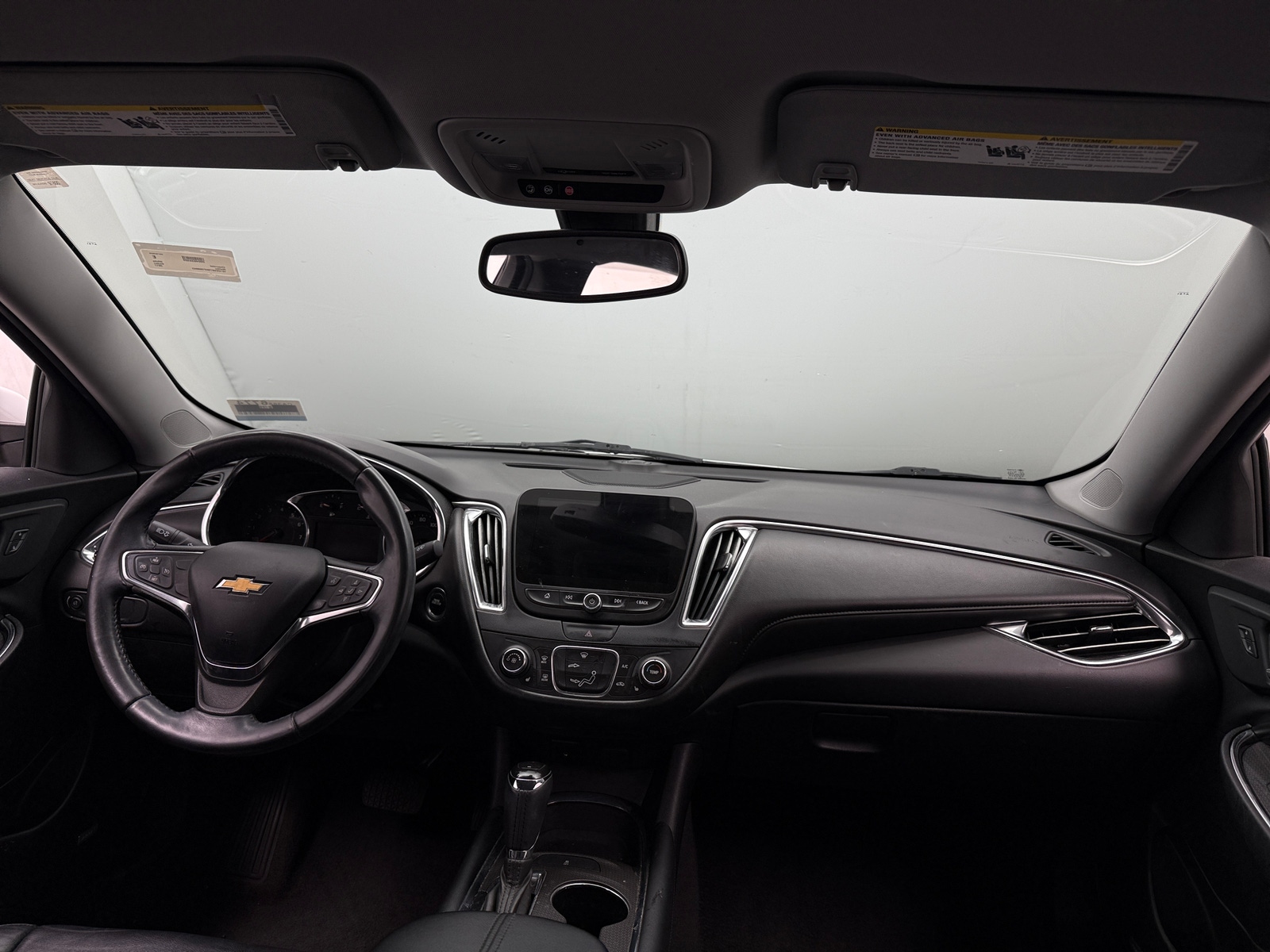 Thumbnail: 2017 Chevrolet Malibu - 2