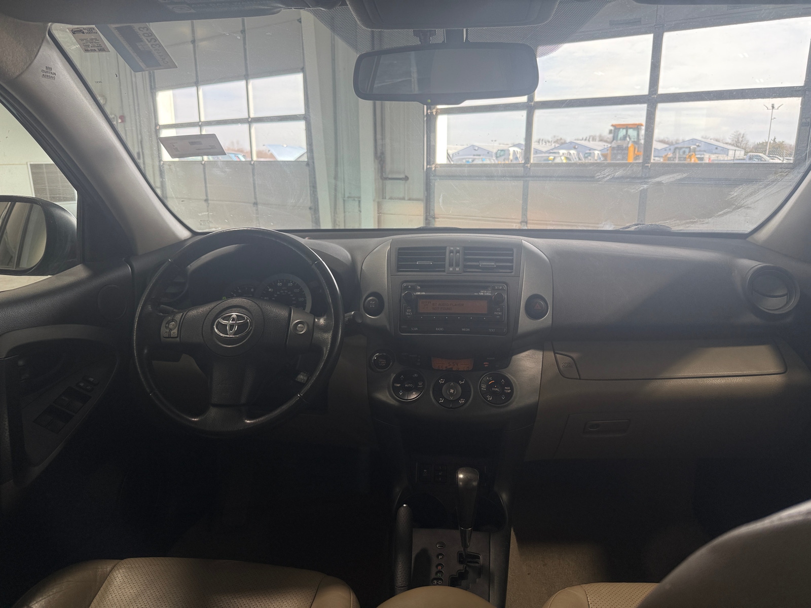 Thumbnail: 2012 Toyota RAV4 - 3