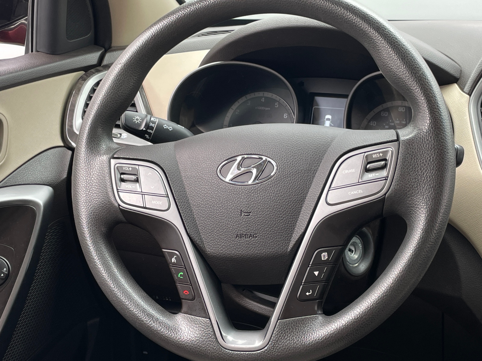 Thumbnail: 2018 Hyundai Santa Fe - 5