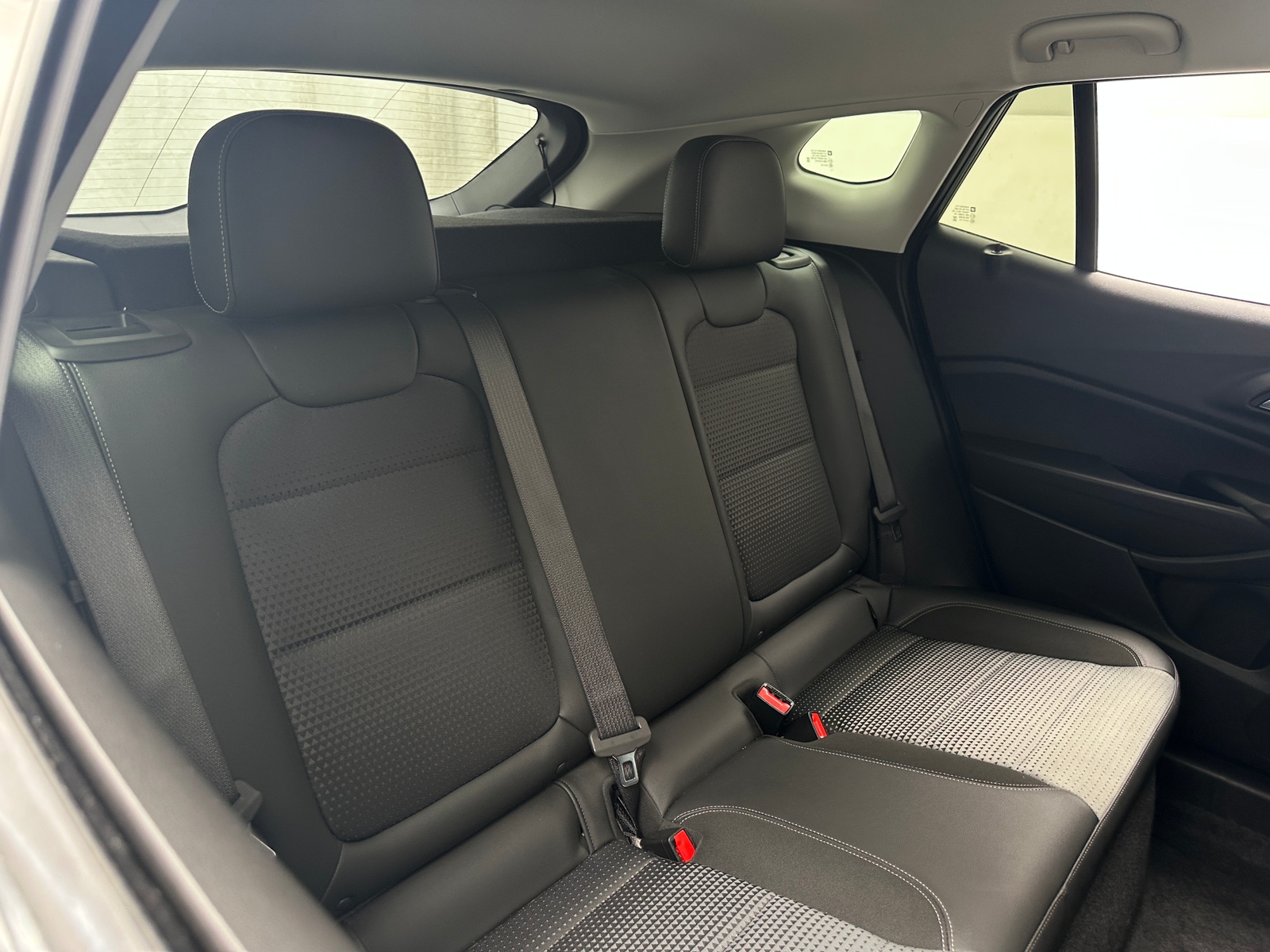 Thumbnail: 2025 Chevrolet Trax - 6