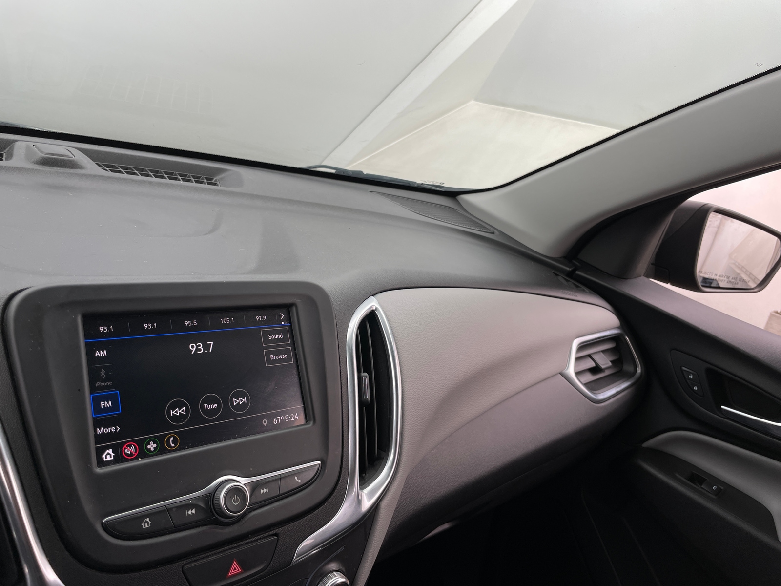 Thumbnail: 2020 Chevrolet Equinox - 4