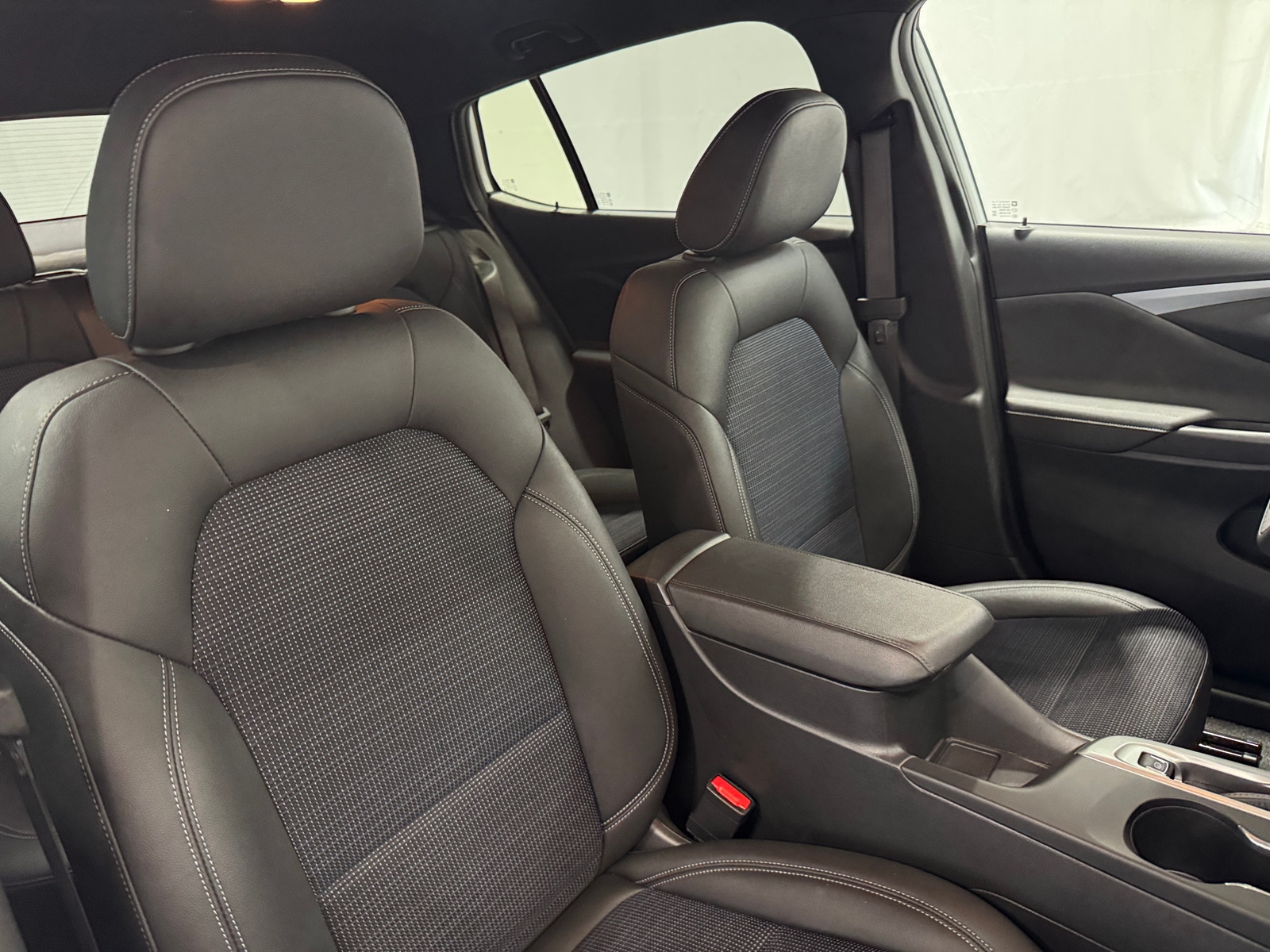 Thumbnail: 2025 Buick Envista - 2