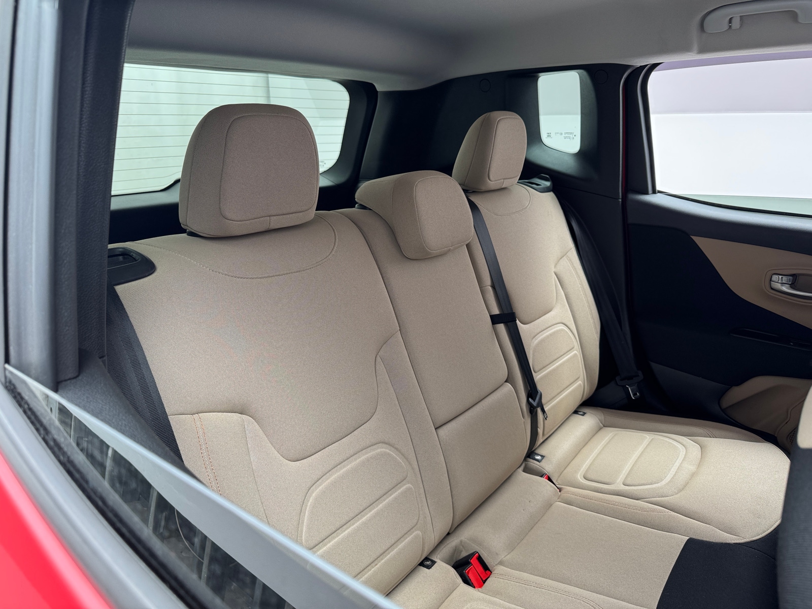 Thumbnail: 2019 Jeep Renegade - 6