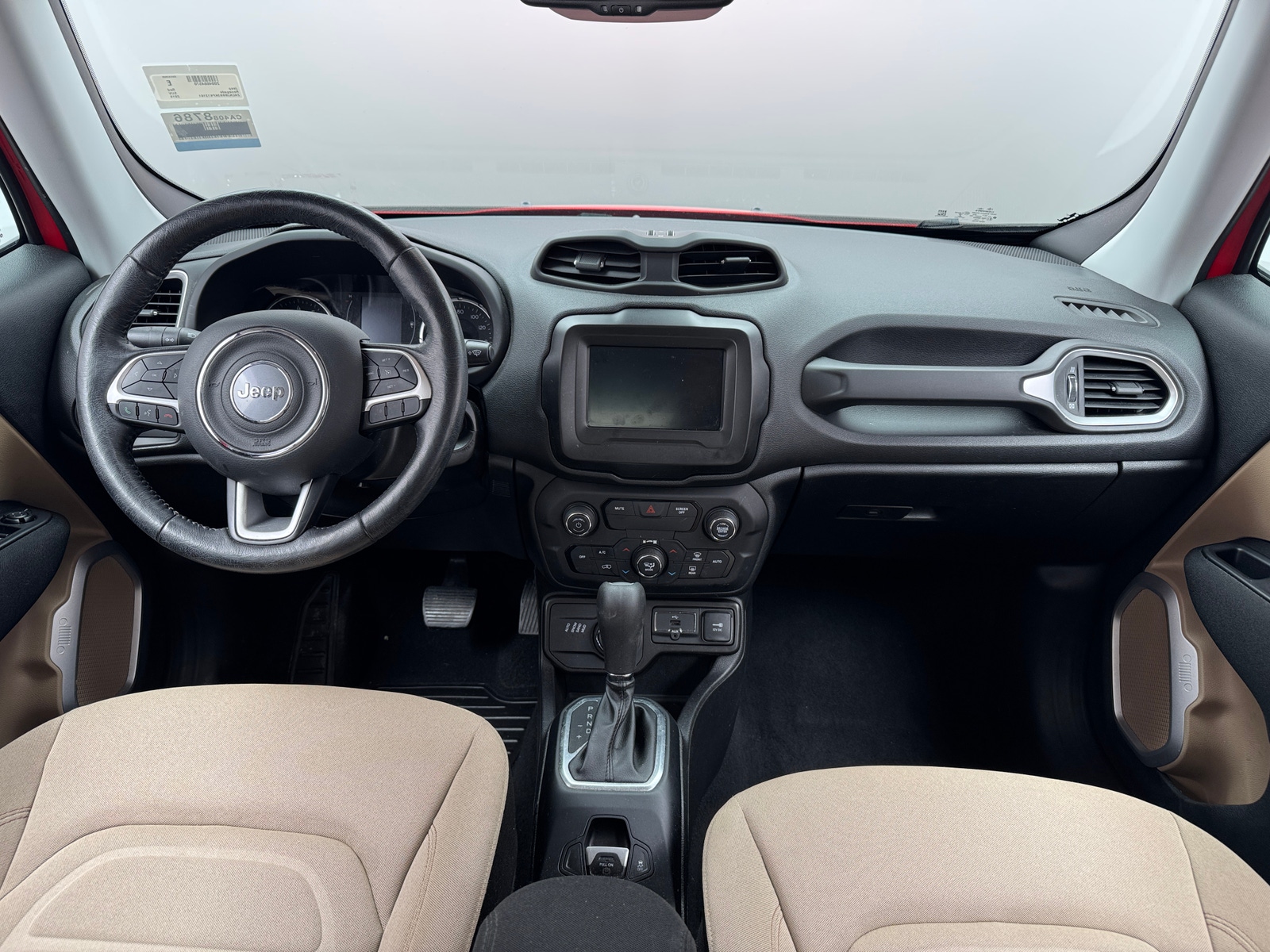 Thumbnail: 2019 Jeep Renegade - 3