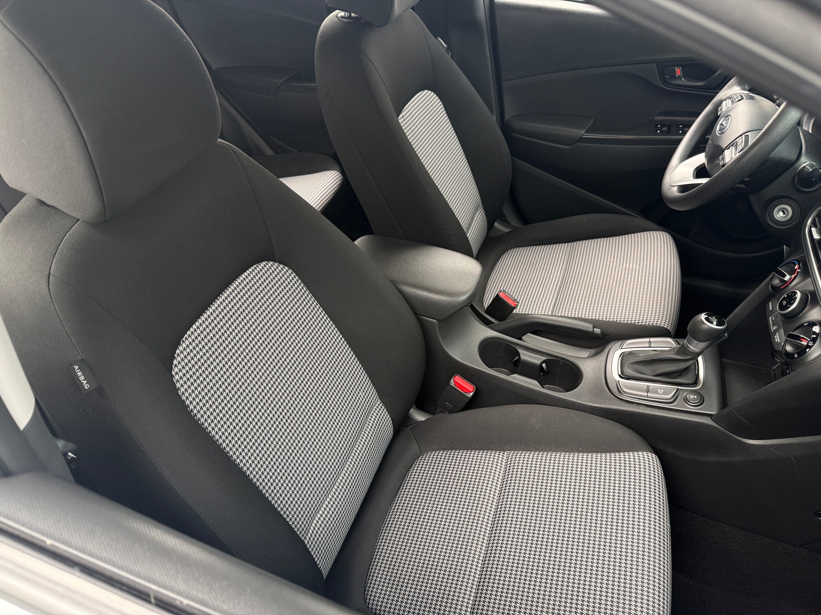 Thumbnail: 2021 Hyundai Kona - 2