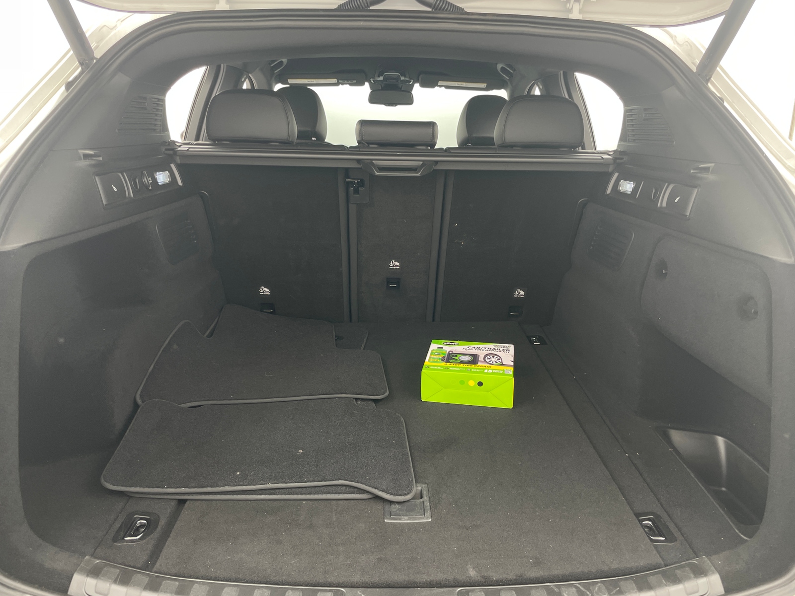 Thumbnail: 2022 Alfa Romeo Stelvio - 6