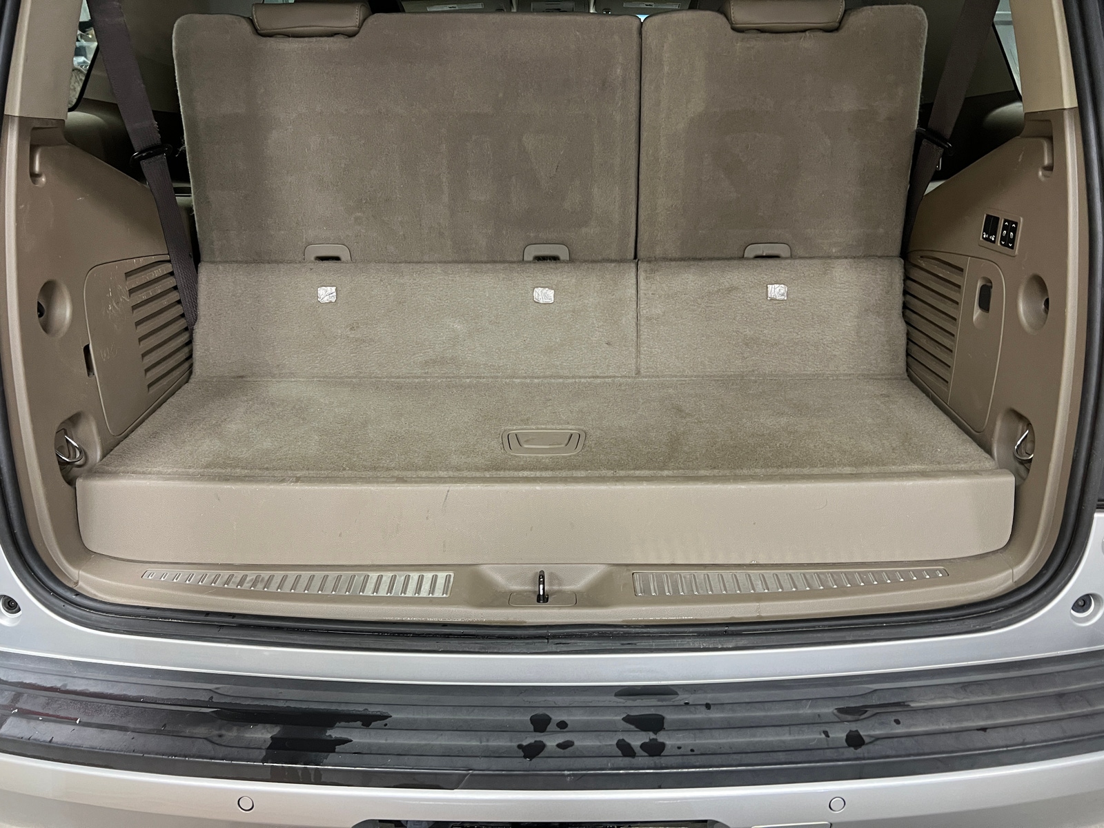 Thumbnail: 2020 Chevrolet Tahoe - 6