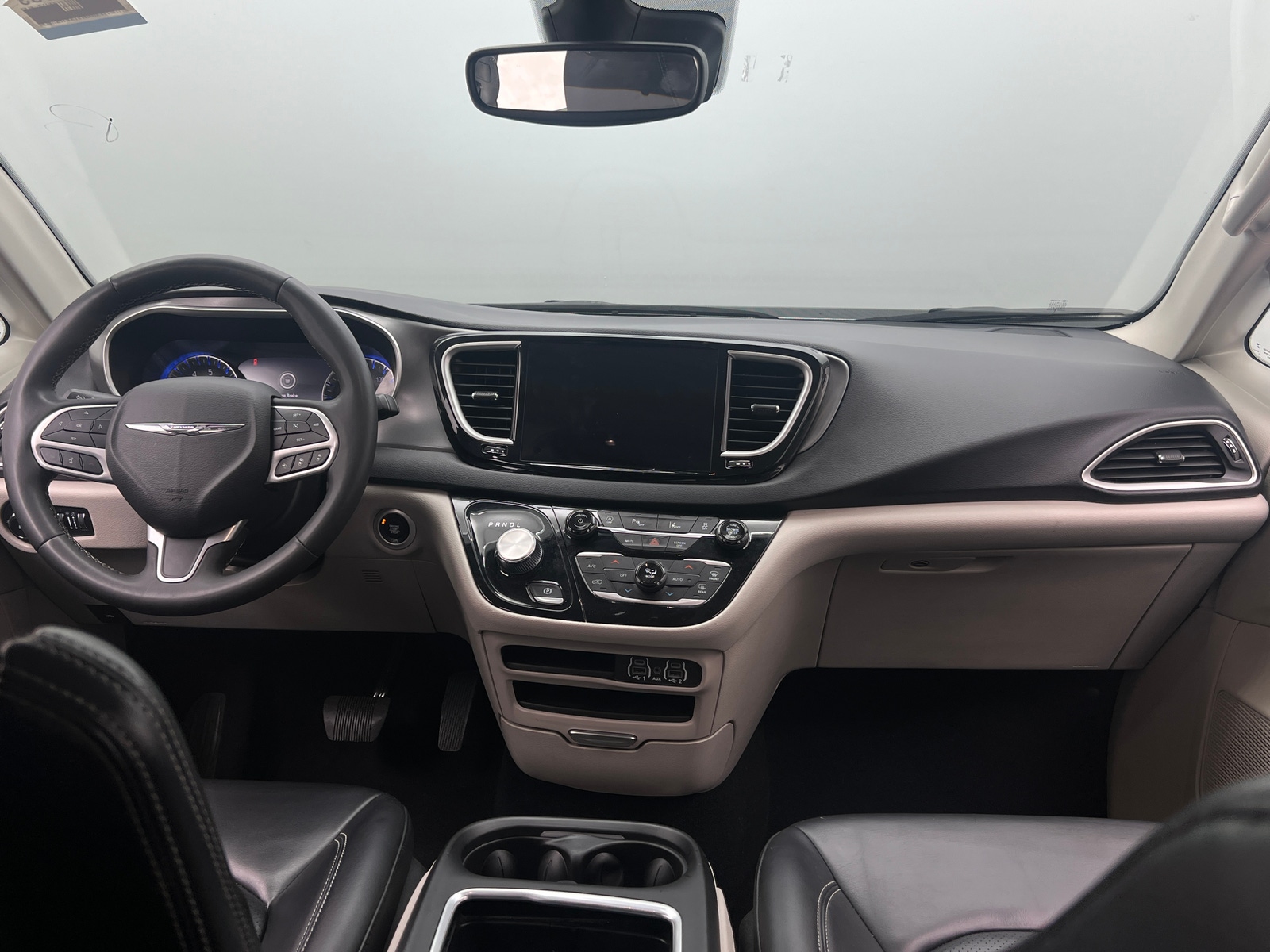 Thumbnail: 2023 Chrysler Pacifica - 2