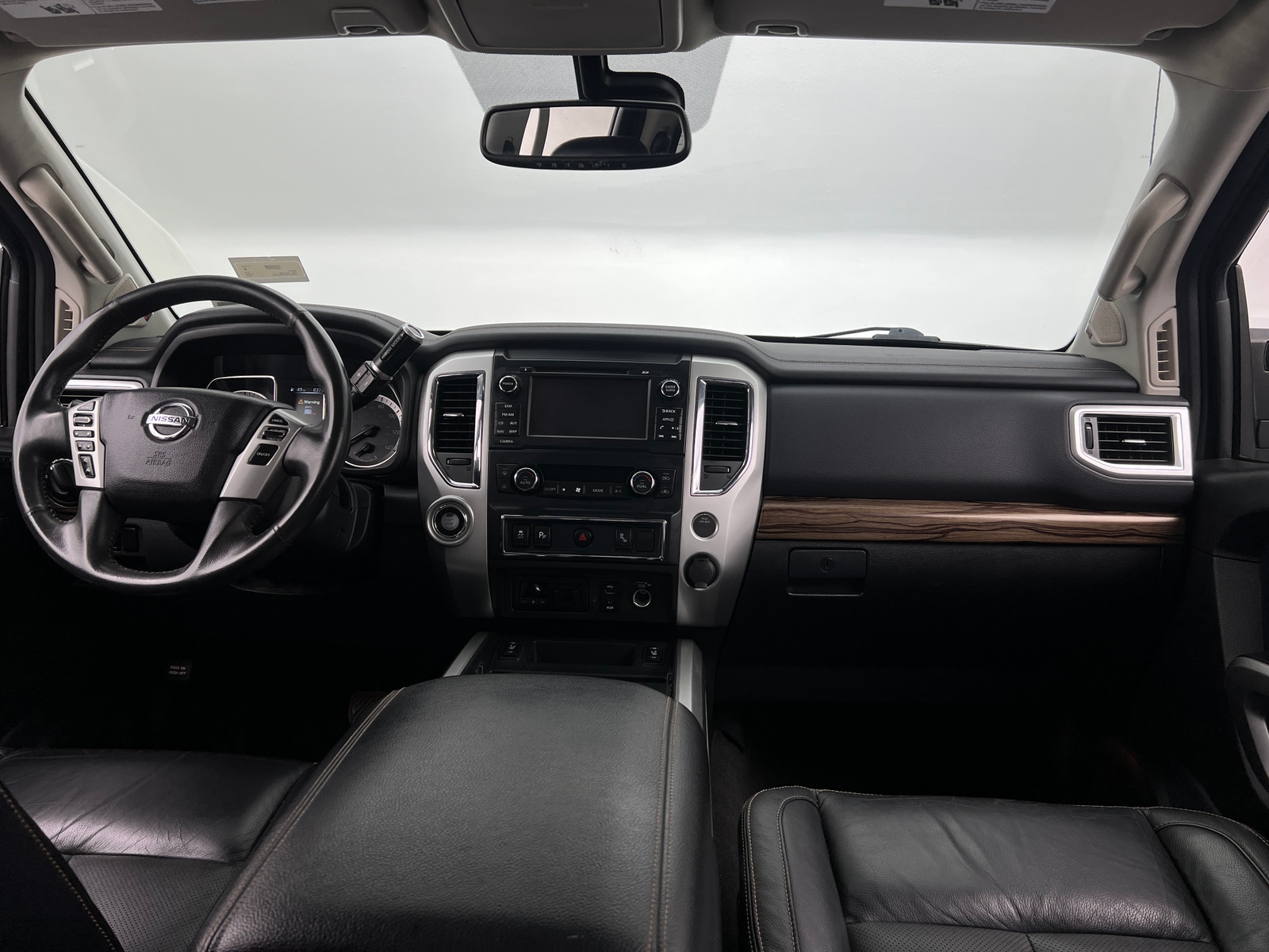 Thumbnail: 2017 Nissan Titan - 3