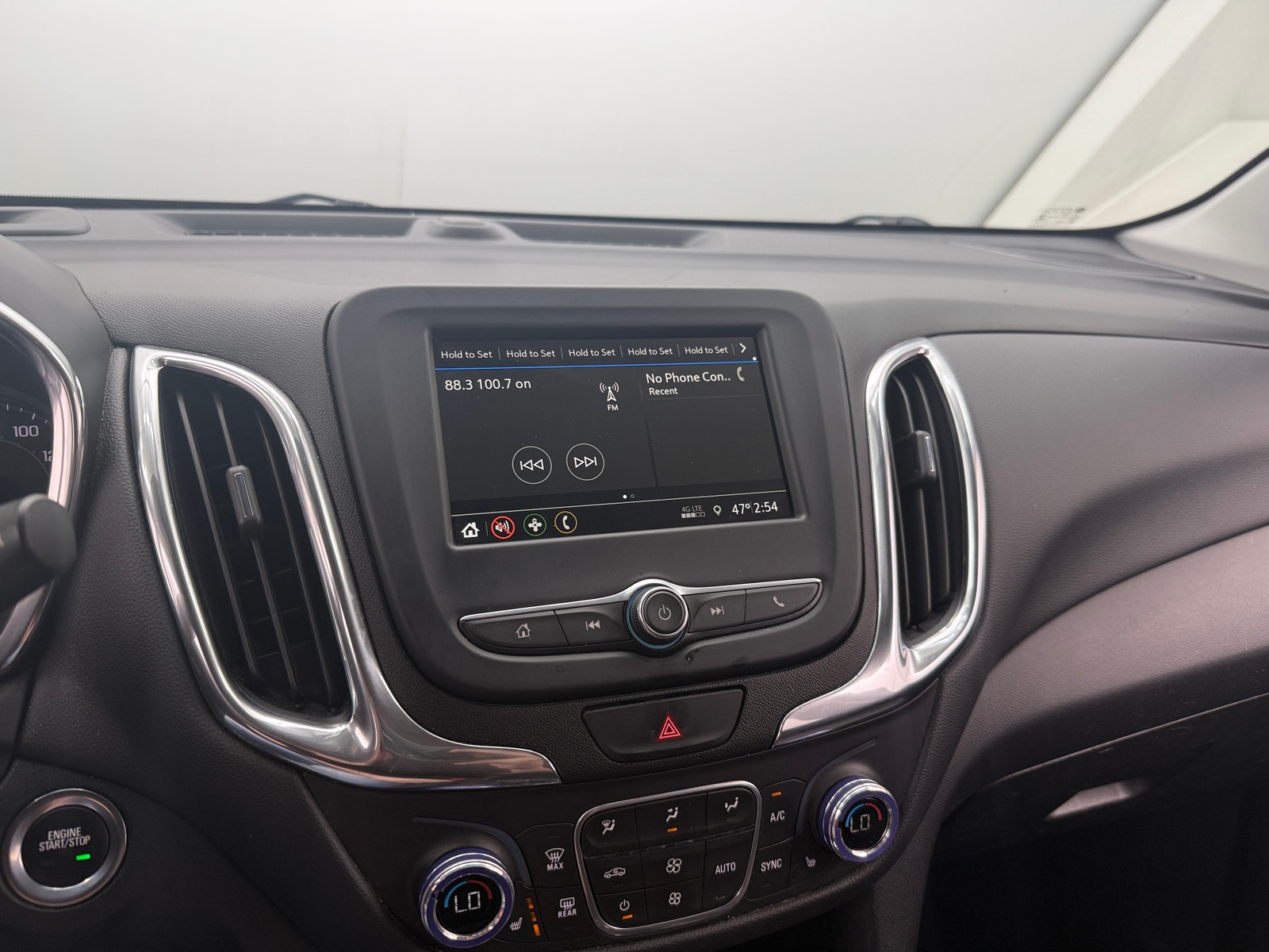 Thumbnail: 2019 Chevrolet Equinox - 4