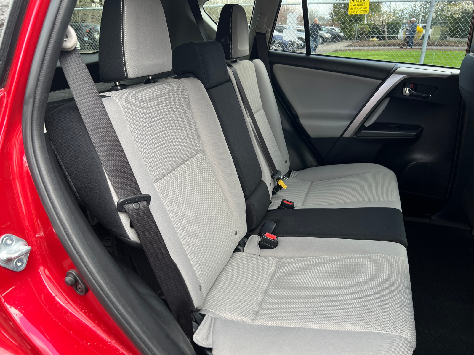 Thumbnail: 2016 Toyota RAV4 - 6