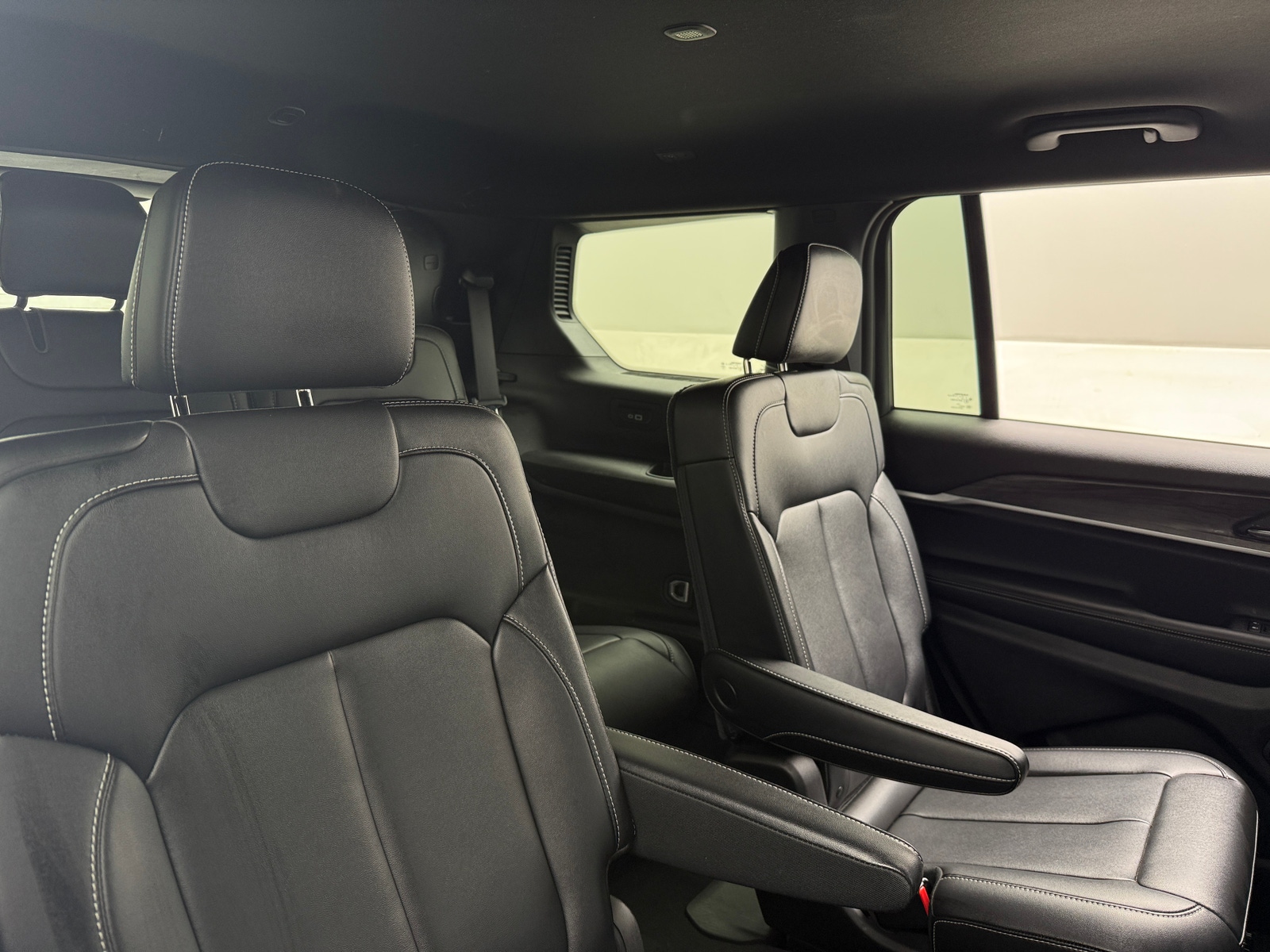 Thumbnail: 2025 Jeep Grand Cherokee L - 5