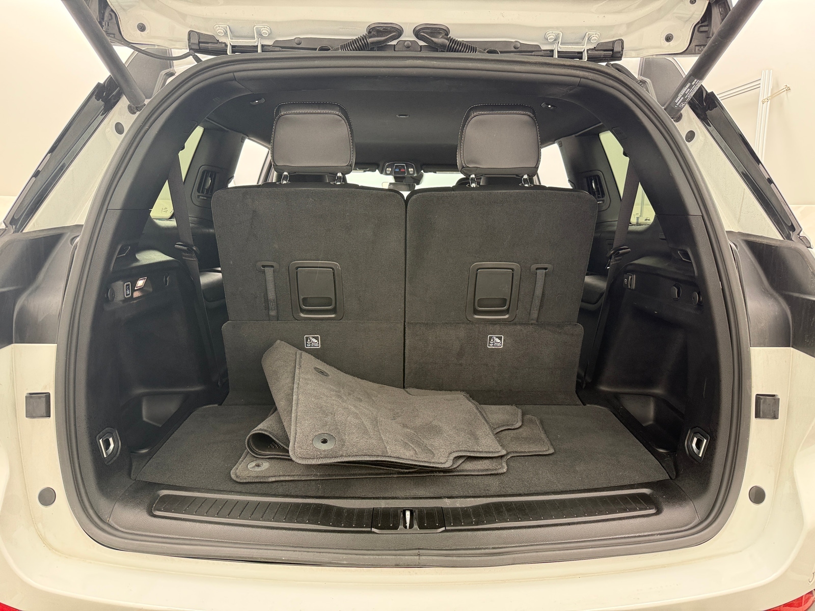 Thumbnail: 2025 Jeep Grand Cherokee L - 6