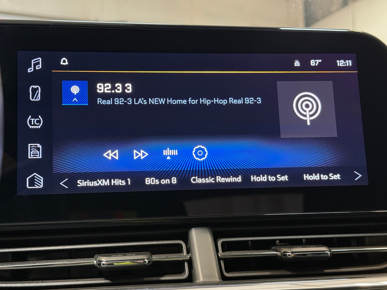 Thumbnail: 2025 Chevrolet Trax - 4