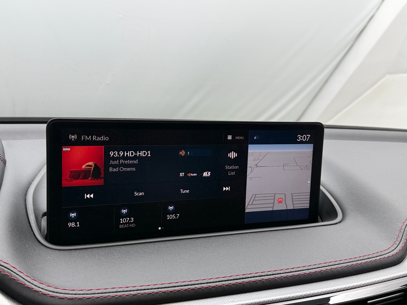 Thumbnail: 2024 Acura MDX - 3