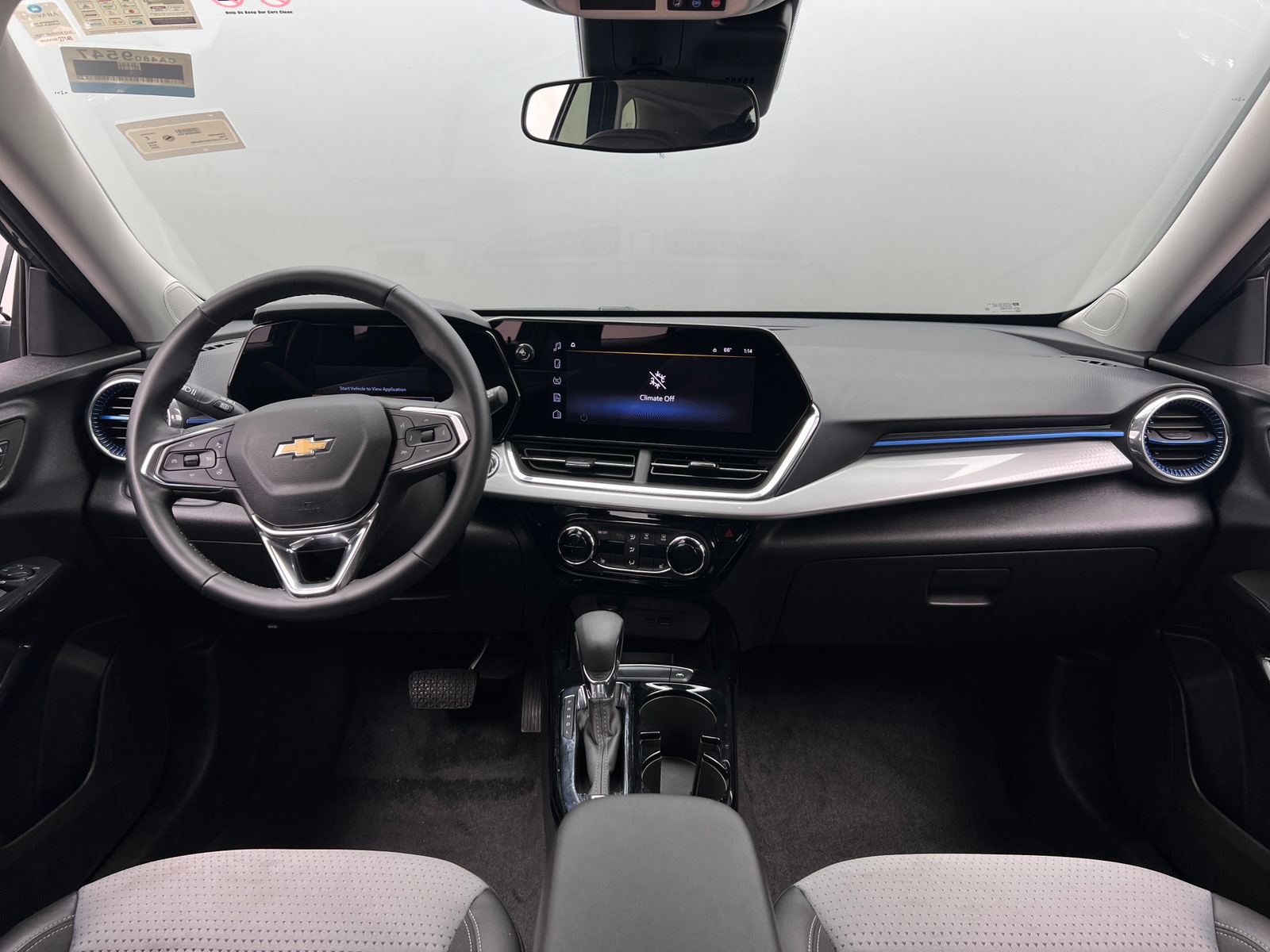 Thumbnail: 2025 Chevrolet Trax - 3