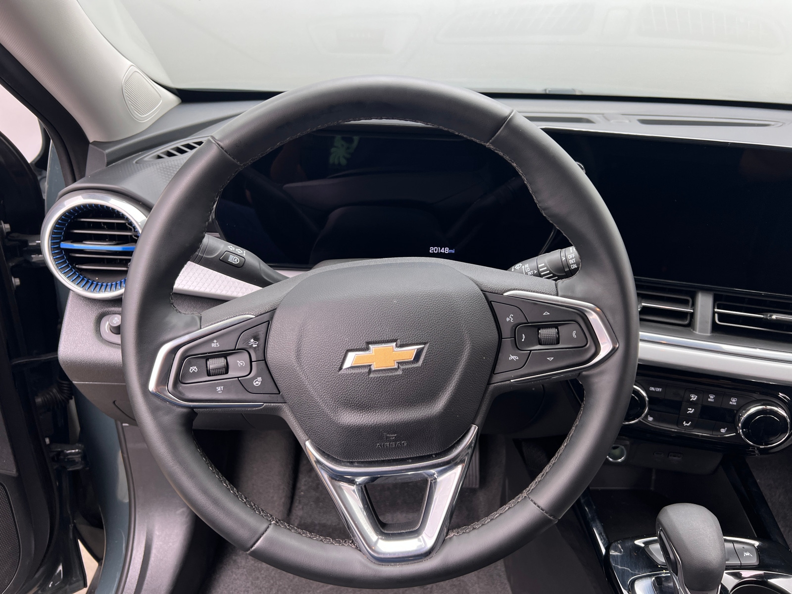 Thumbnail: 2025 Chevrolet Trax - 5