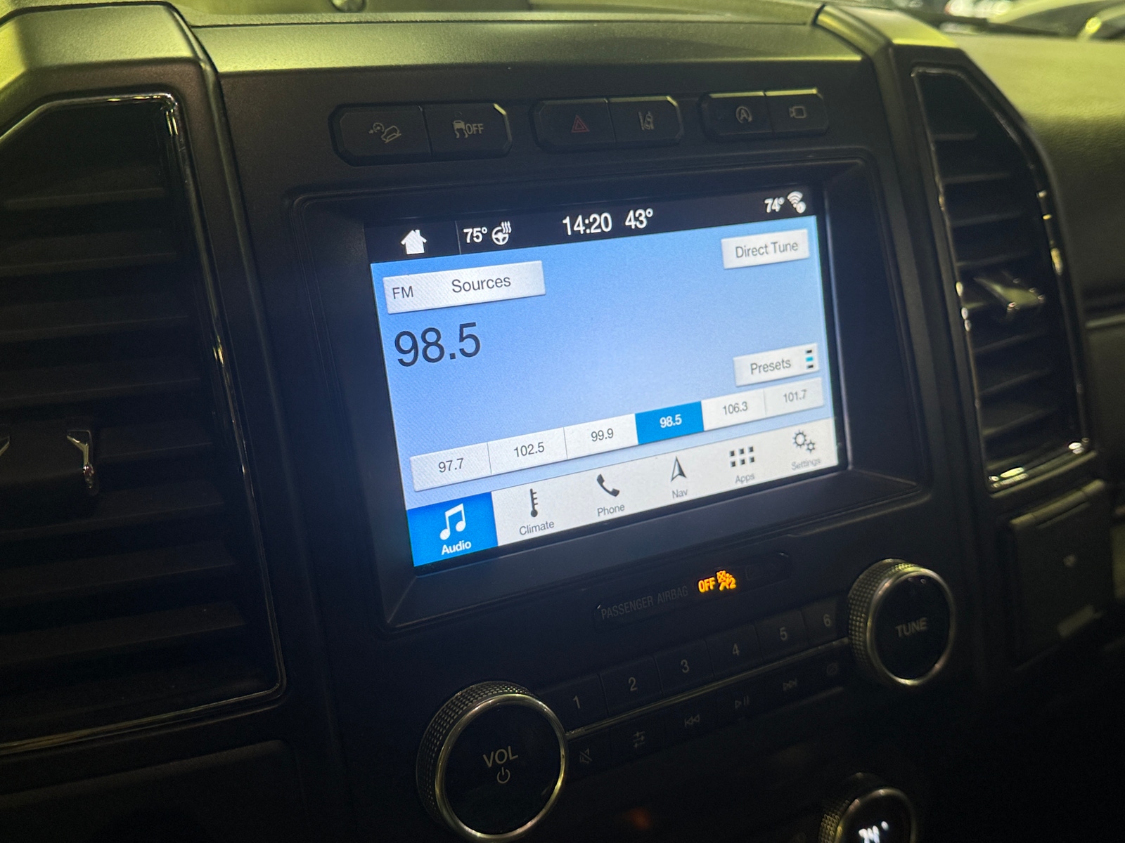 Thumbnail: 2019 Ford Expedition - 3