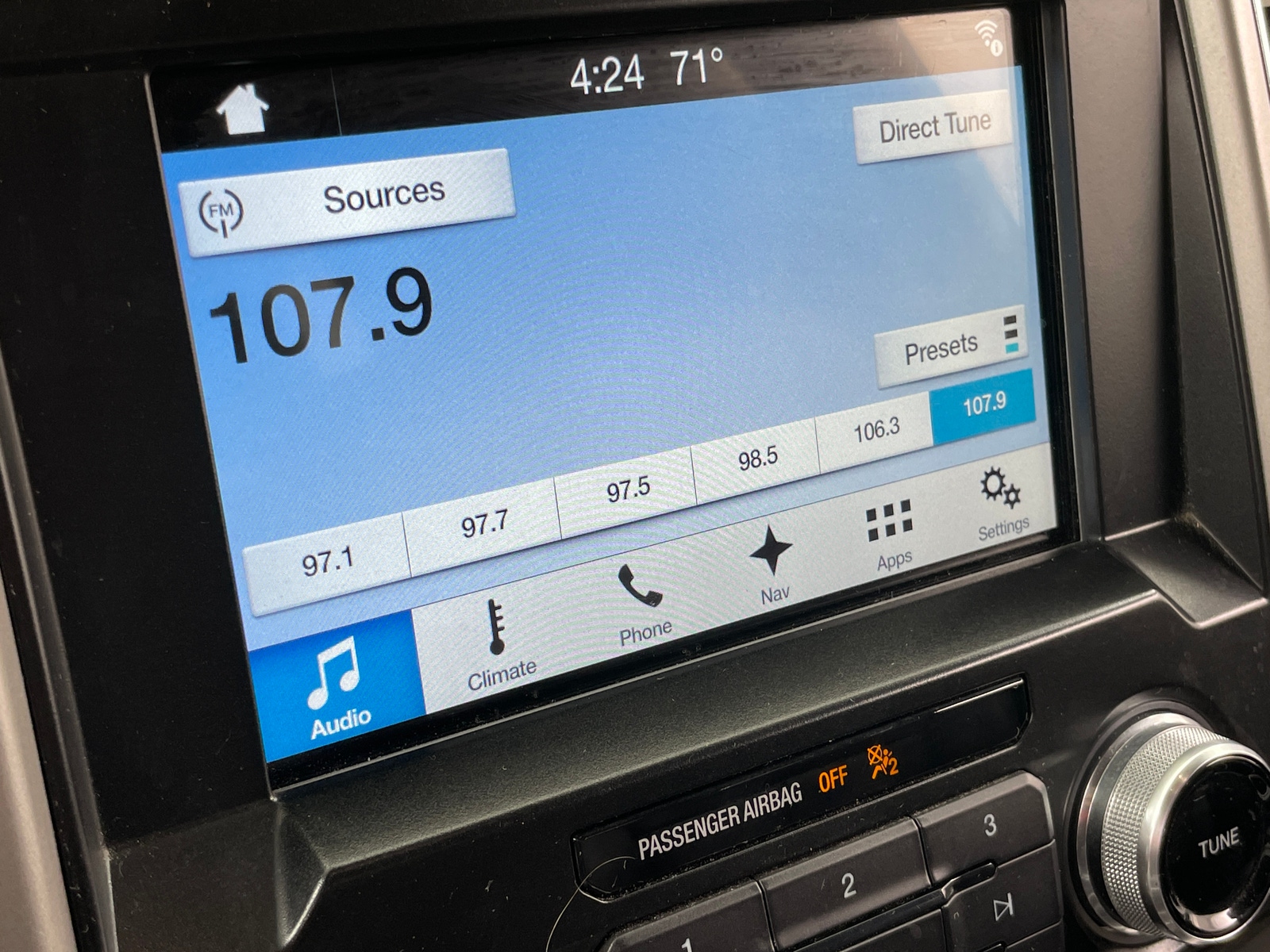 Thumbnail: 2018 Ford Econoline - 4