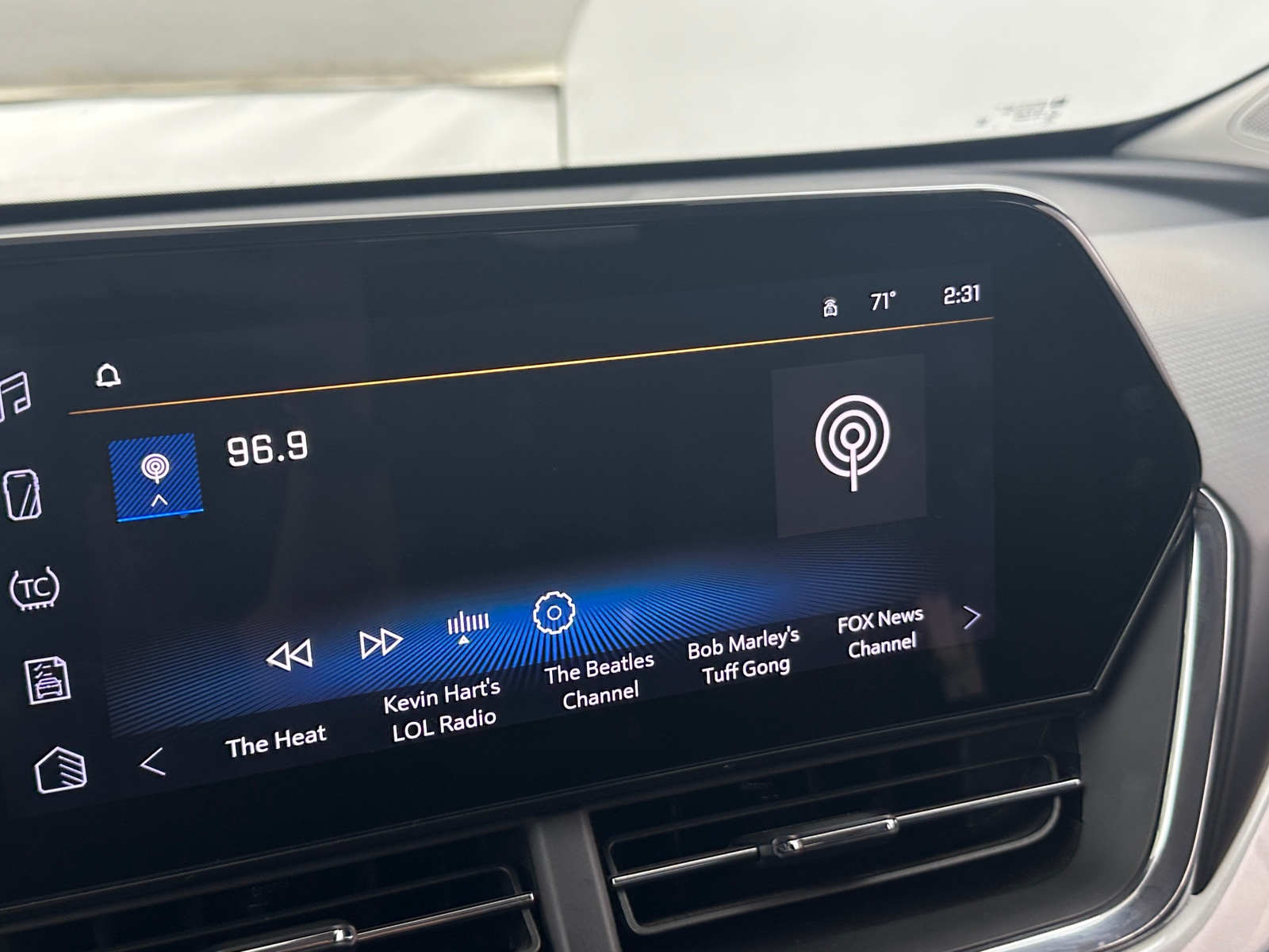 Thumbnail: 2025 Chevrolet Trax - 4