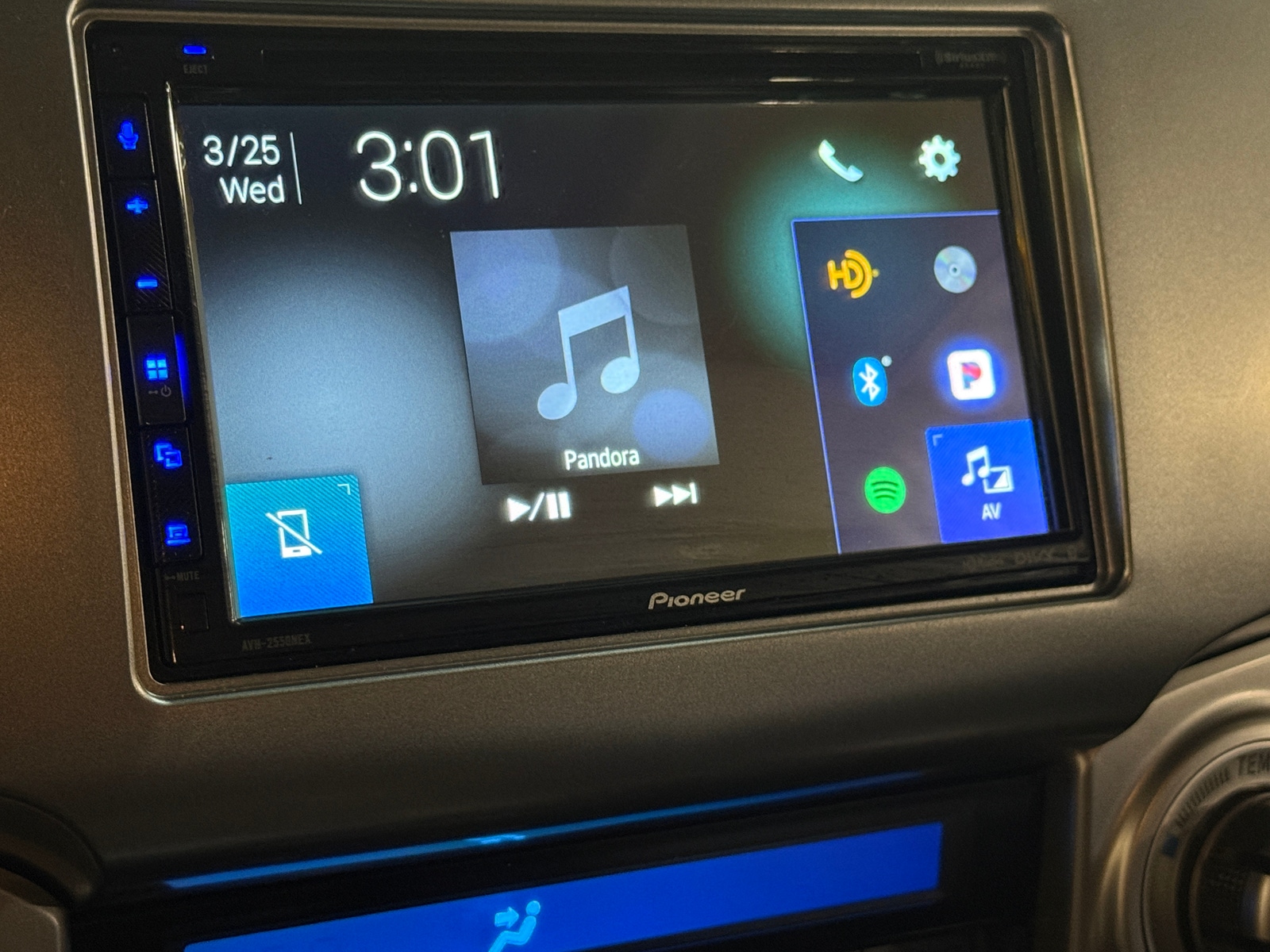 Thumbnail: 2019 Toyota 4Runner - 3