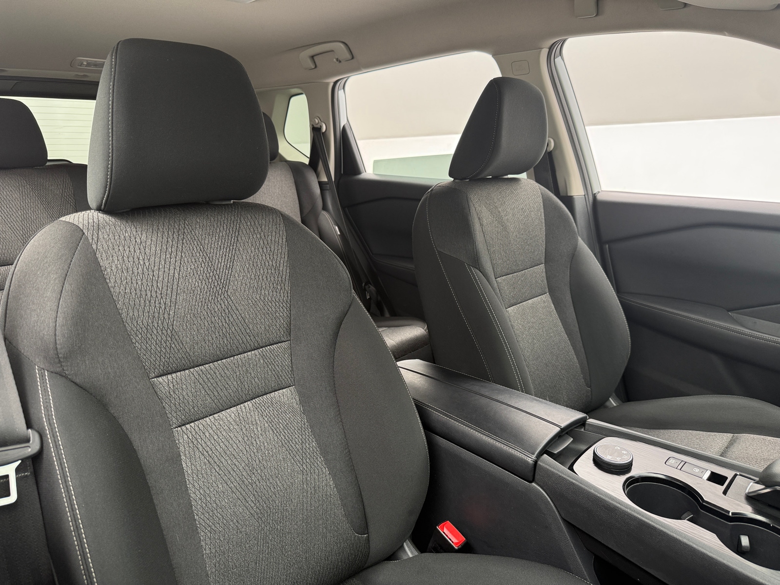 Thumbnail: 2025 Nissan Rogue - 2