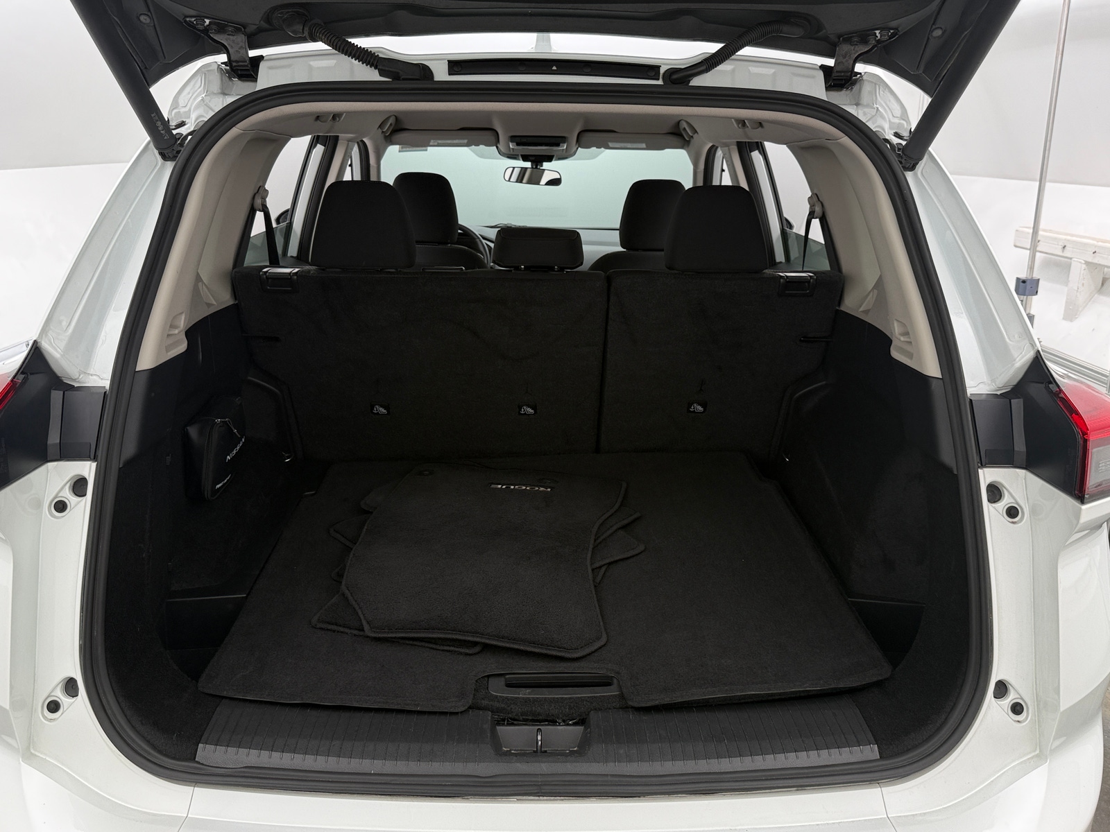 Thumbnail: 2025 Nissan Rogue - 7