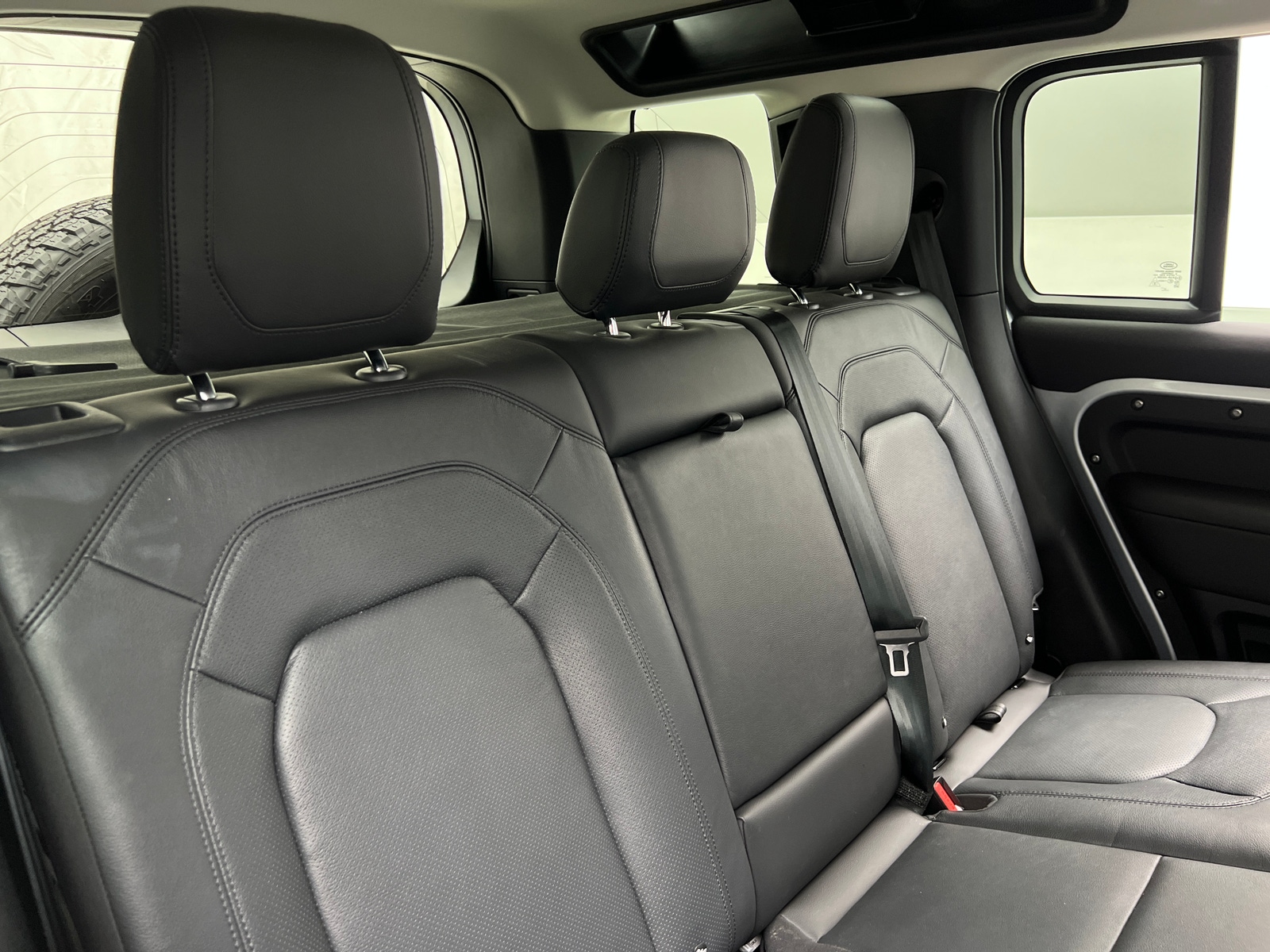 Thumbnail: 2024 Land Rover Defender - 5