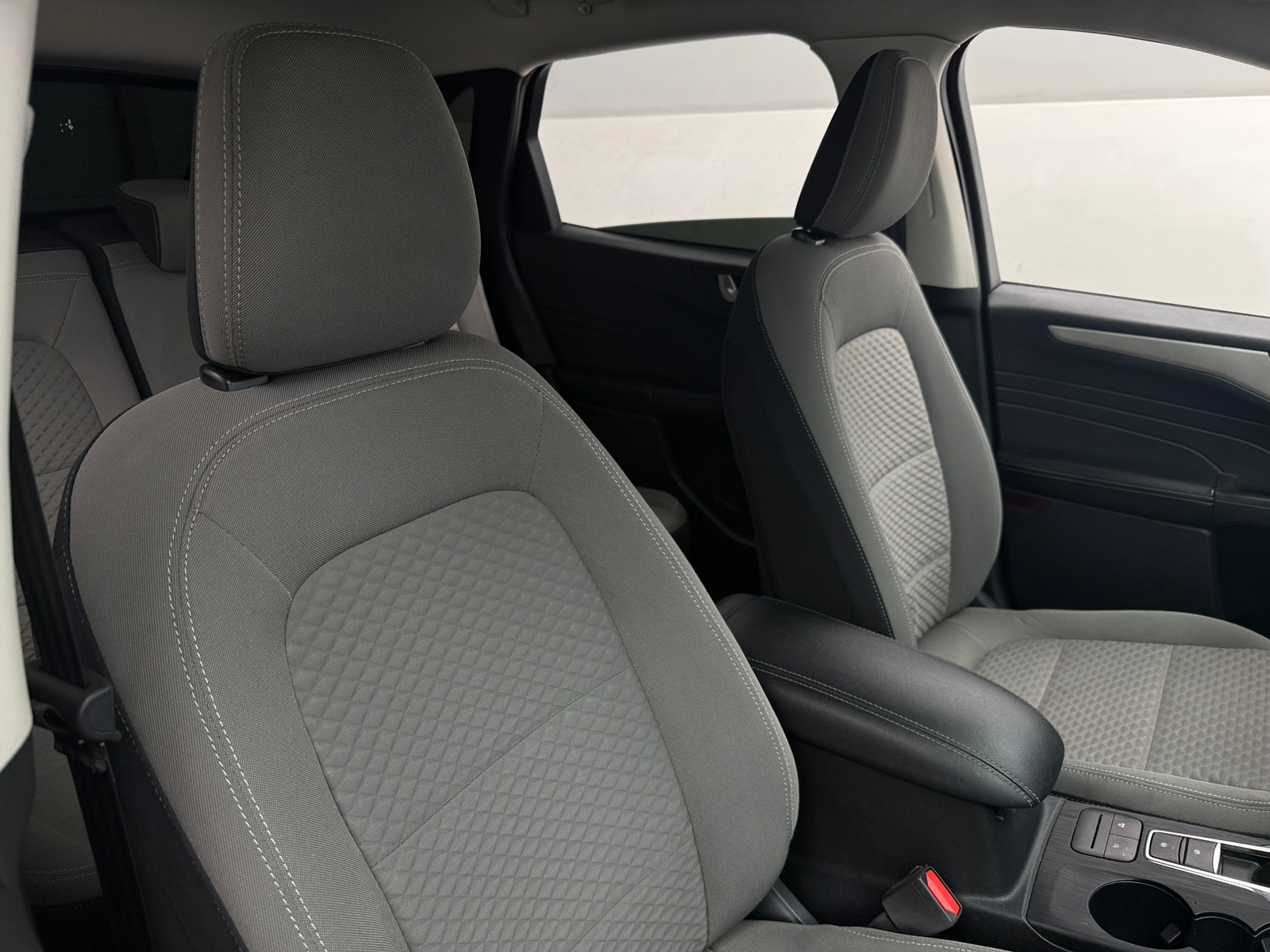 Thumbnail: 2021 Ford Escape - 2