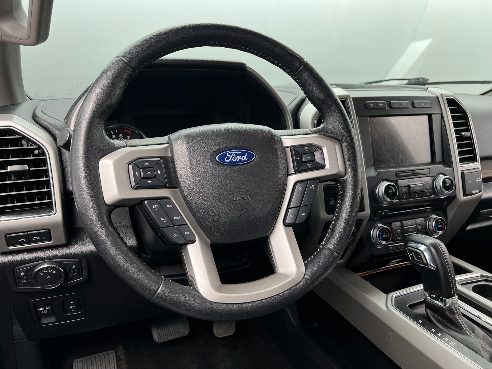 Thumbnail: 2018 Ford Econoline - 4