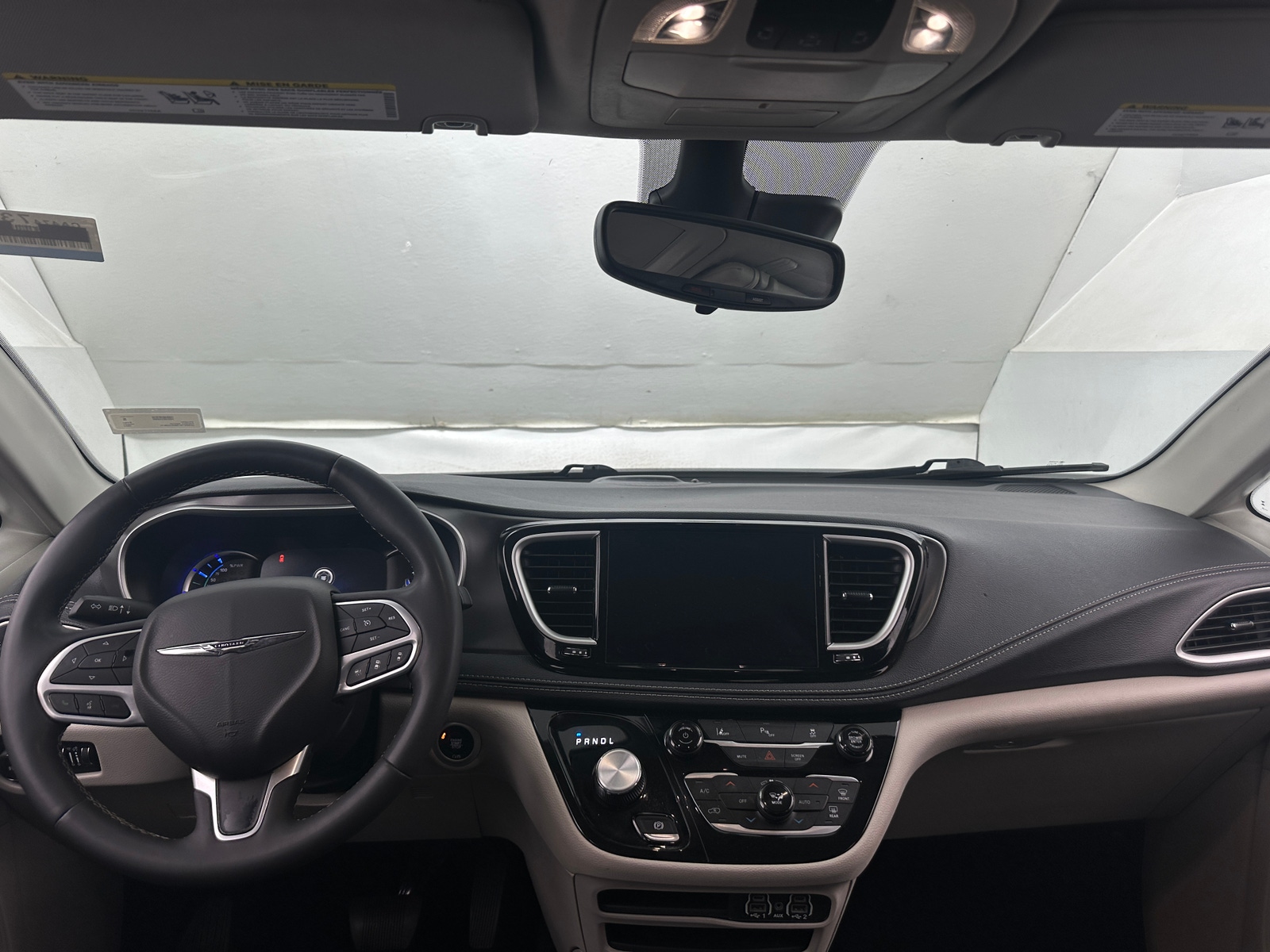 Thumbnail: 2024 Chrysler Pacifica - 2