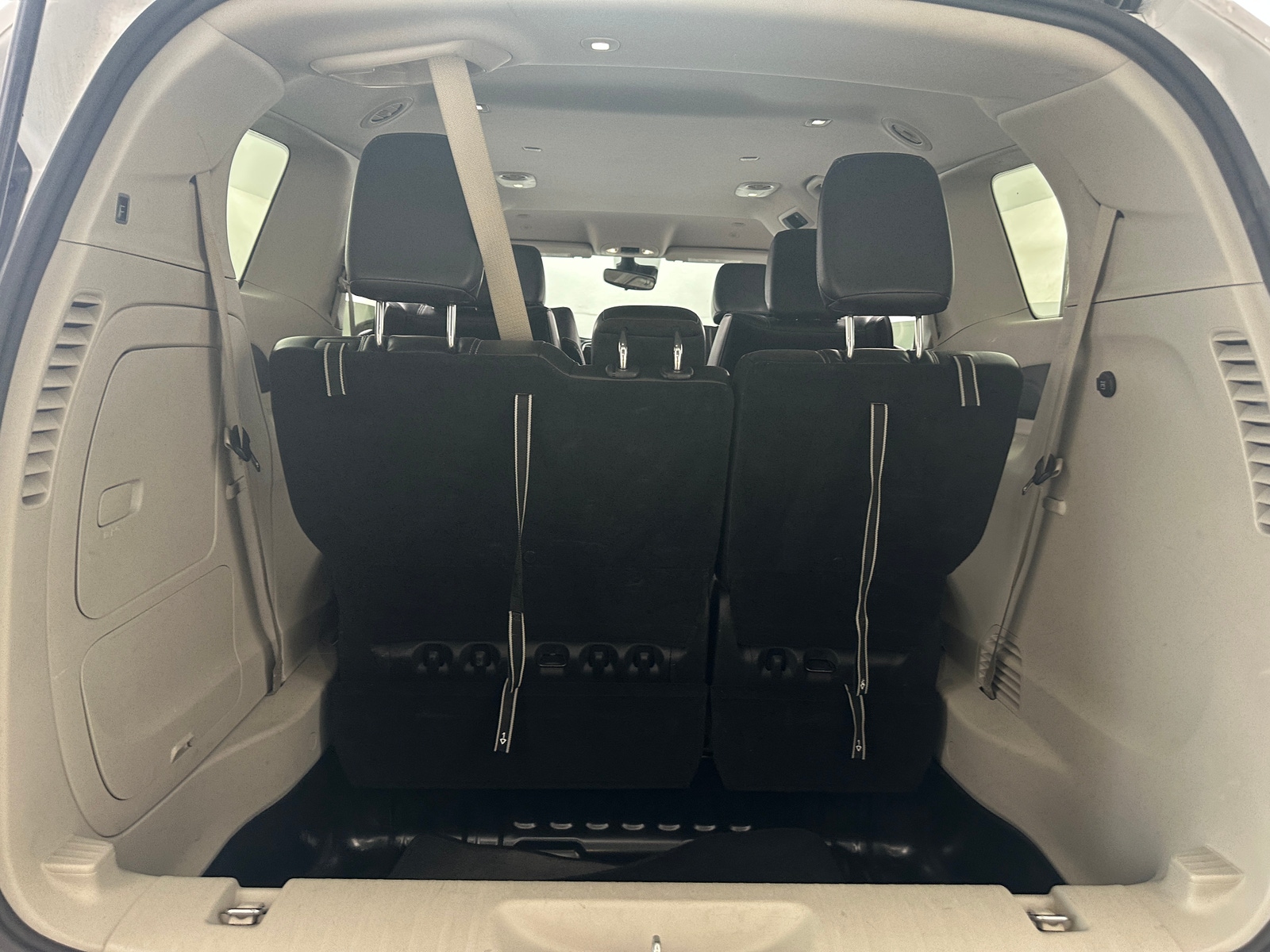 Thumbnail: 2024 Chrysler Pacifica - 6