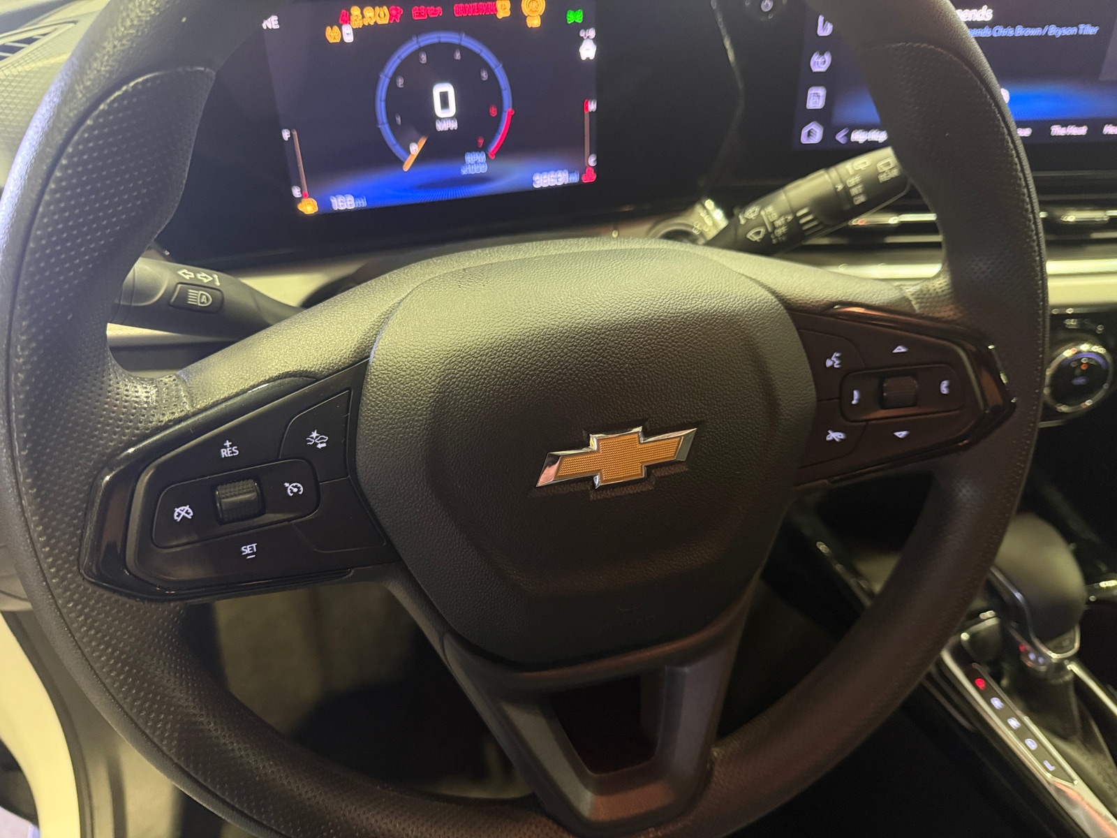 Thumbnail: 2025 Chevrolet Trax - 5