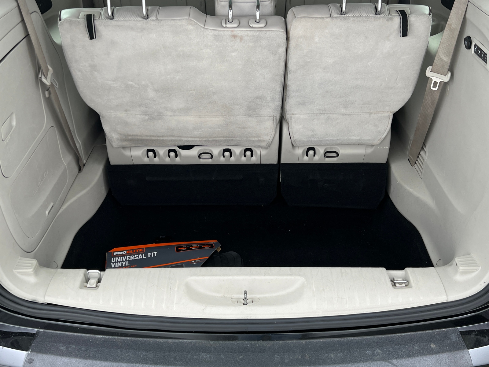 Thumbnail: 2018 Chrysler Pacifica - 6