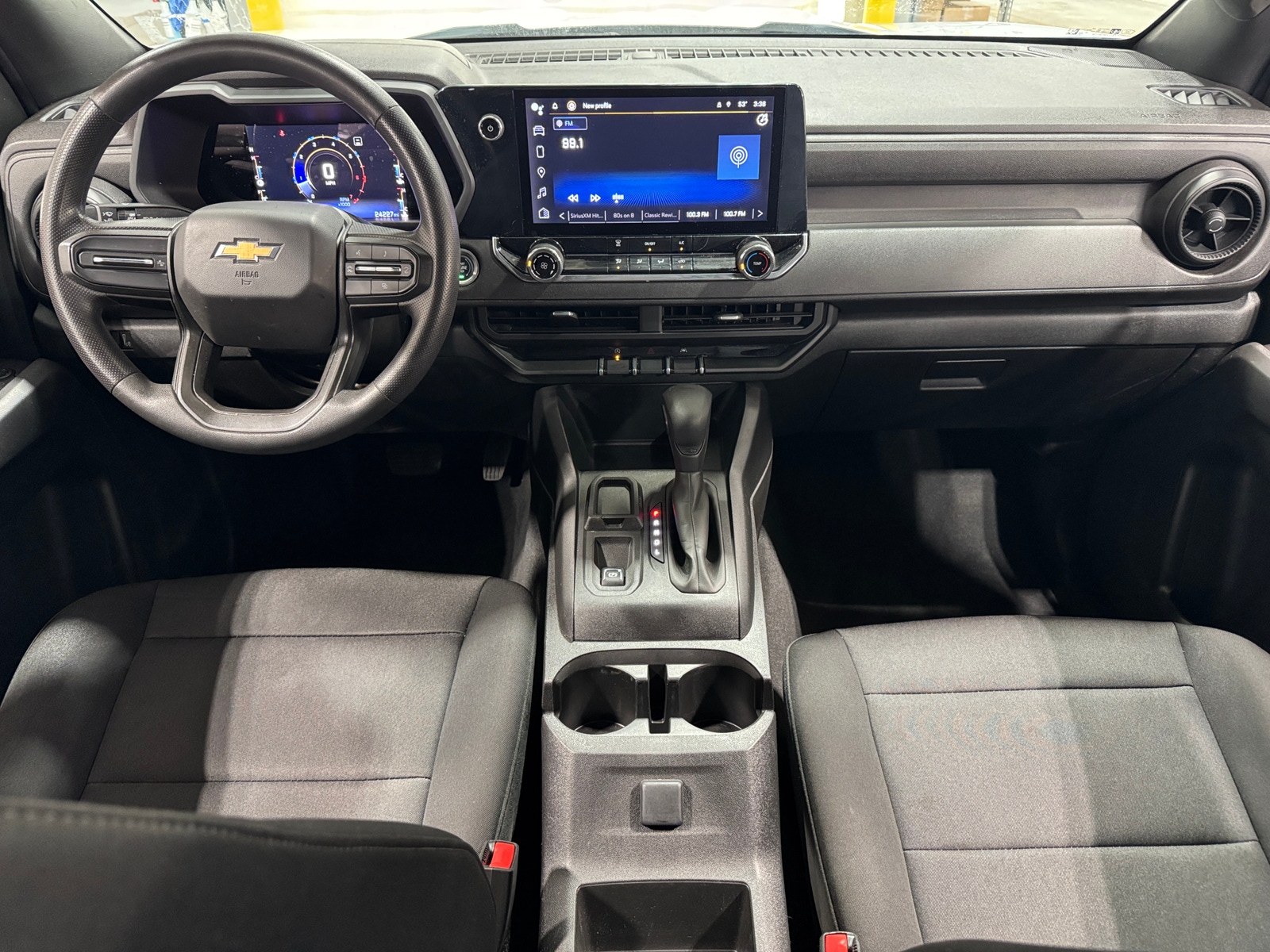 Thumbnail: 2023 Chevrolet Colorado - 3