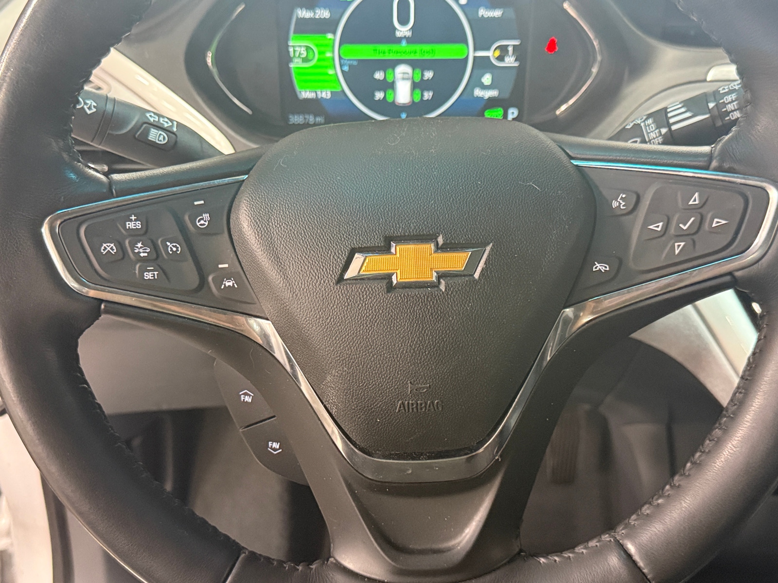 Thumbnail: 2019 Chevrolet Bolt EV - 5