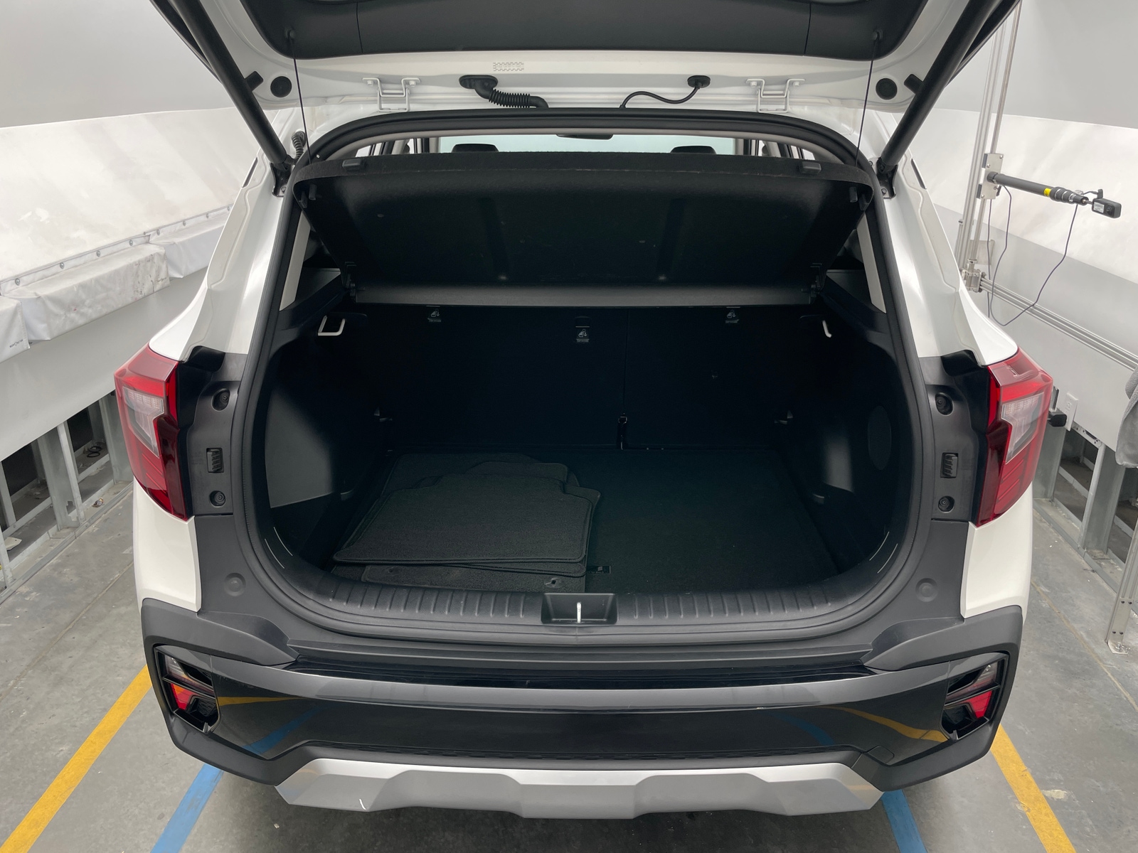 Thumbnail: 2024 Kia Seltos - 6