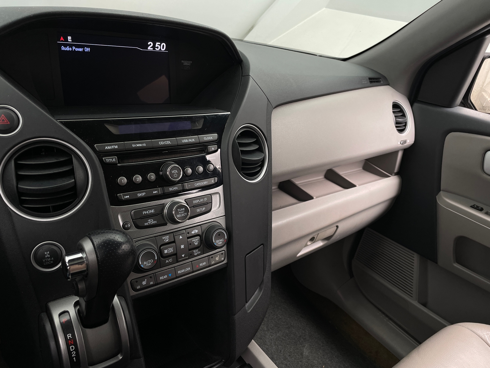 Thumbnail: 2013 Honda Pilot - 3