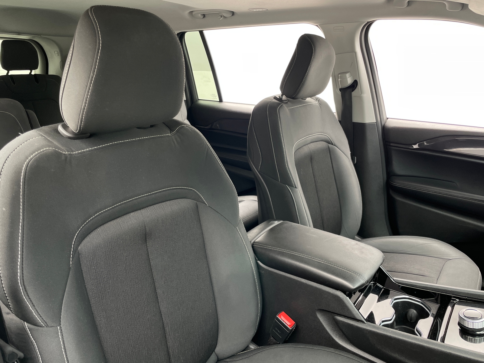 Thumbnail: 2021 Jeep Grand Cherokee L - 2