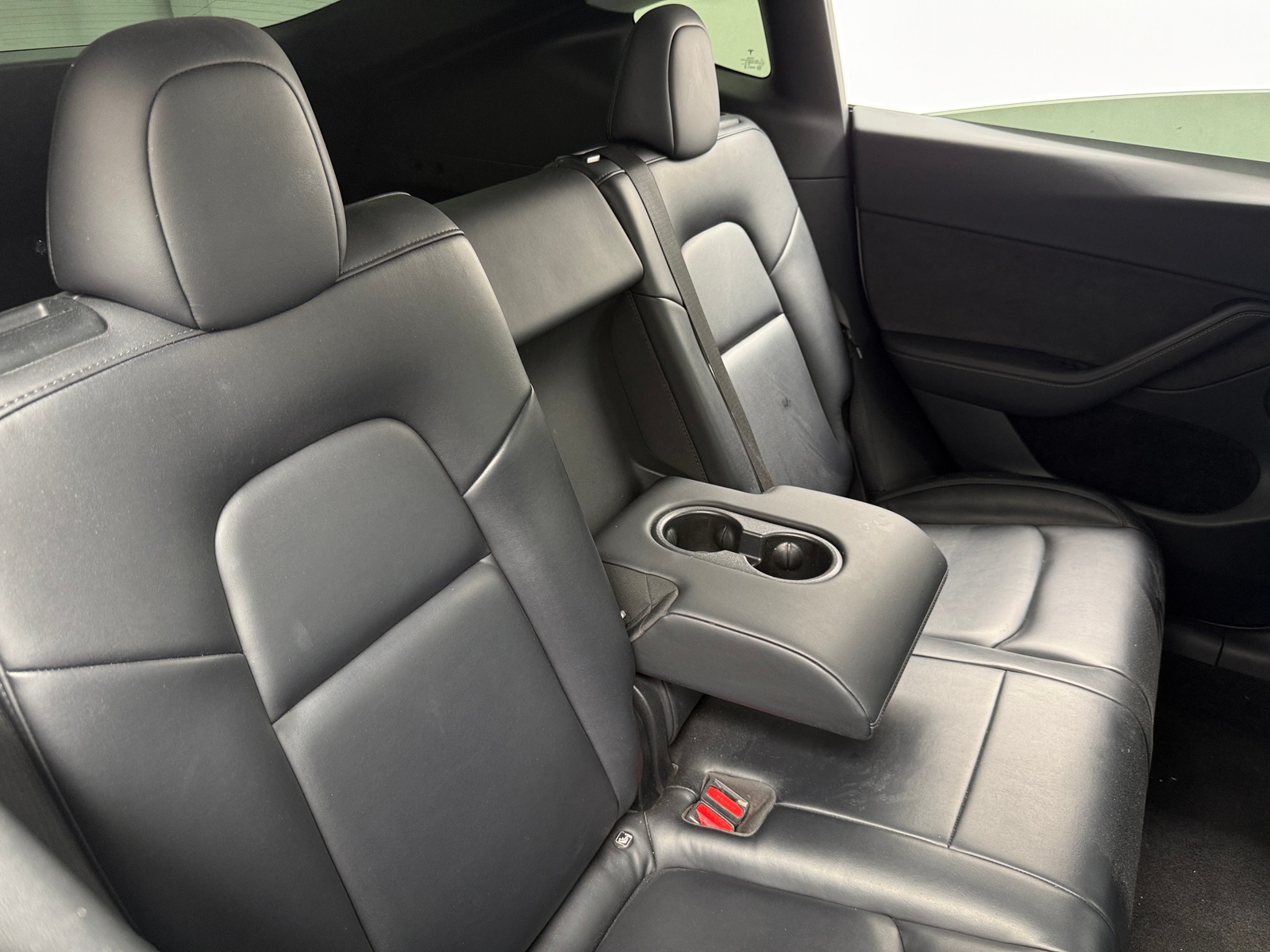 Thumbnail: 2021 Tesla Model Y - 4